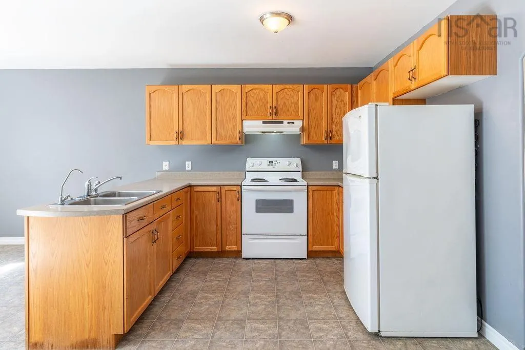 14 Everette Street, Woodside, NS B2W 1G5, 3 Bedrooms Bedrooms, ,2 BathroomsBathrooms,Residential,For Sale,Everette,202519887