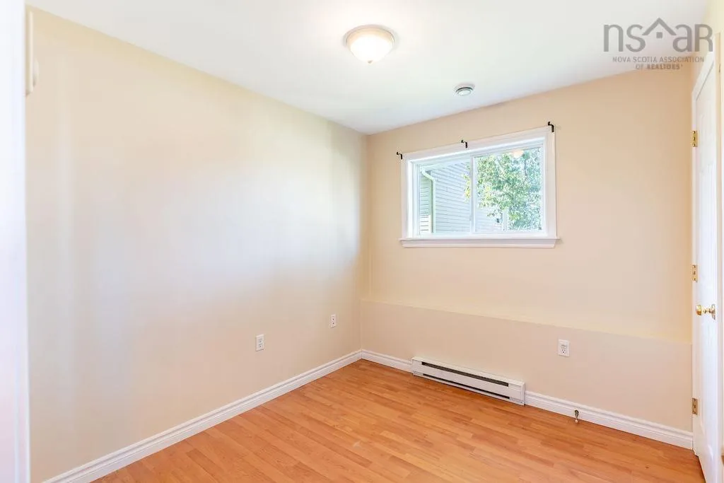 14 Everette Street, Woodside, NS B2W 1G5, 3 Bedrooms Bedrooms, ,2 BathroomsBathrooms,Residential,For Sale,Everette,202519887