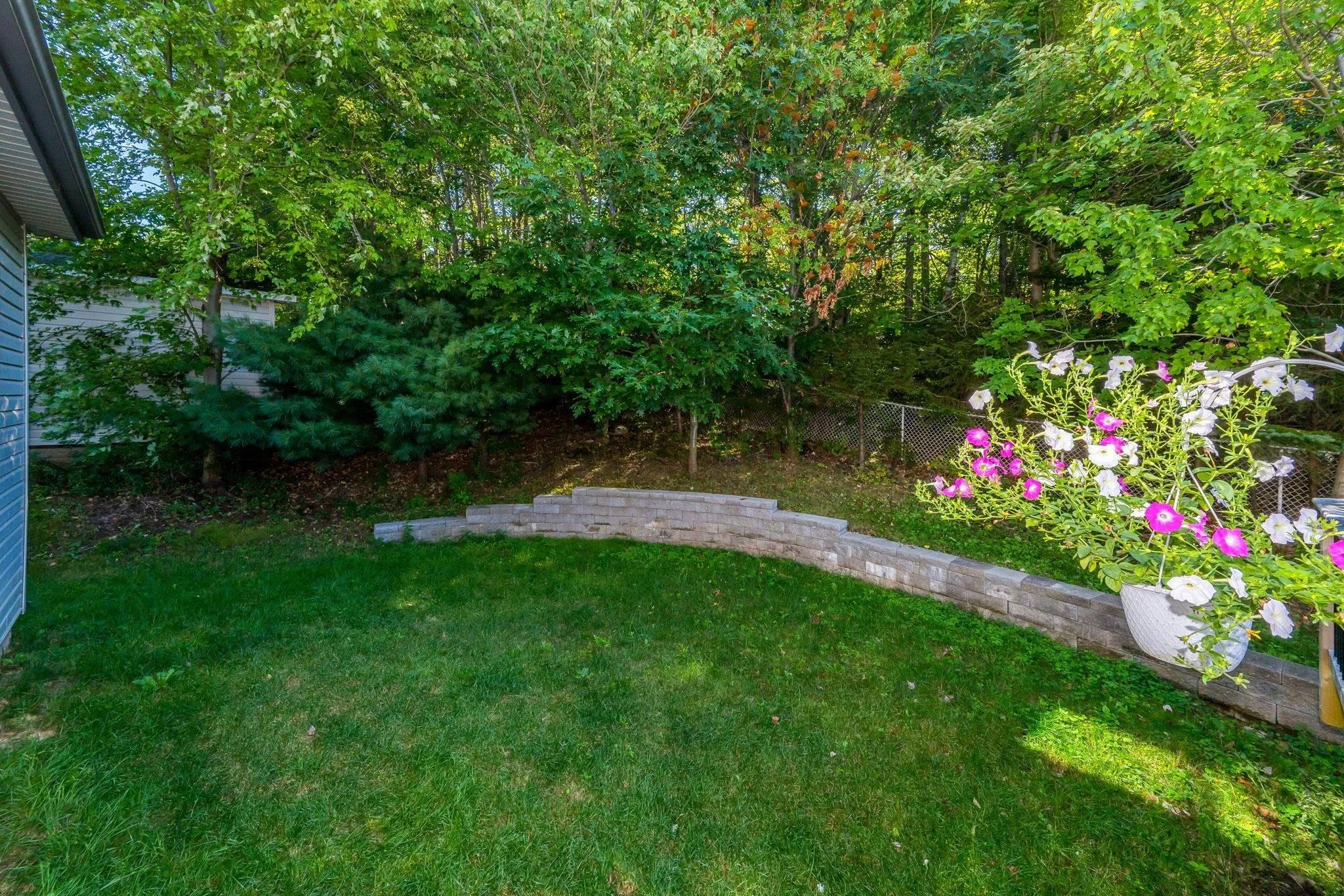 30 Banks Court, Dartmouth, NS B2X 2Y6, 4 Bedrooms Bedrooms, ,4 BathroomsBathrooms,Residential,For Sale,Banks,202522365