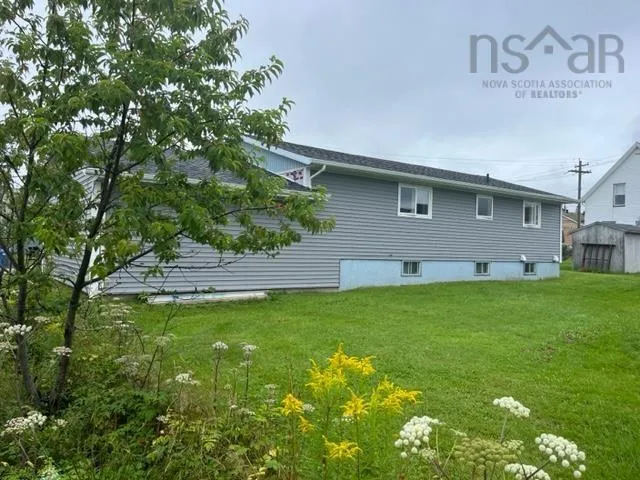 11 Toulouse Street, St. Peter's Ns B0e 3b0, 2 Bedrooms Bedrooms, ,1 BathroomBathrooms,Residential,For Sale,Toulouse,202503425