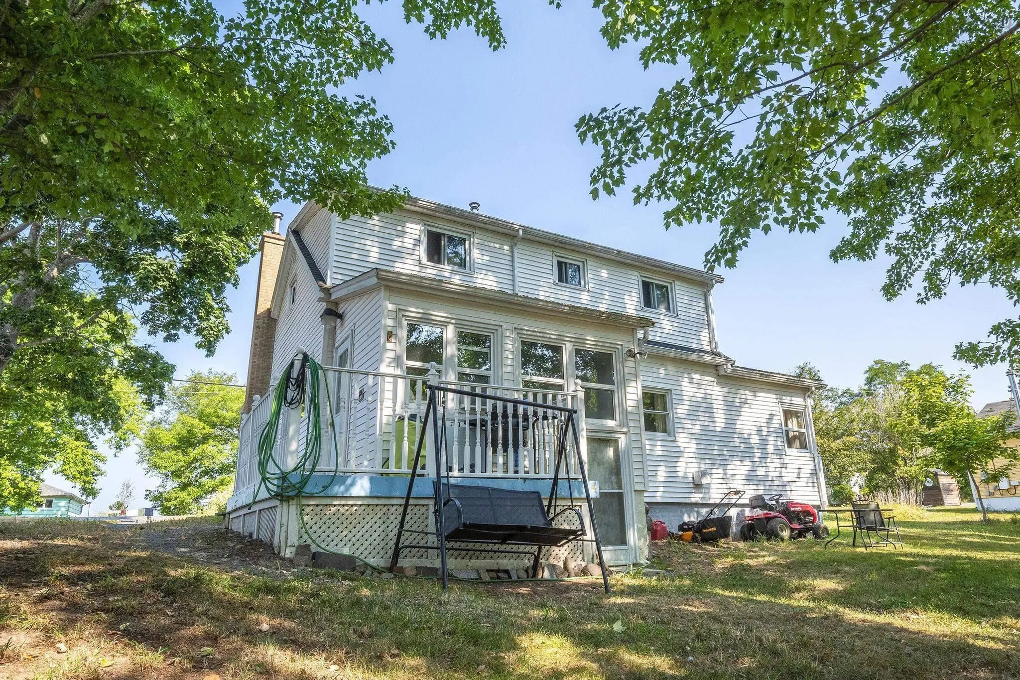 251 Town Road, Falmouth, NS B0P 1L0, 4 Bedrooms Bedrooms, ,2 BathroomsBathrooms,Residential,For Sale,Town,202520543