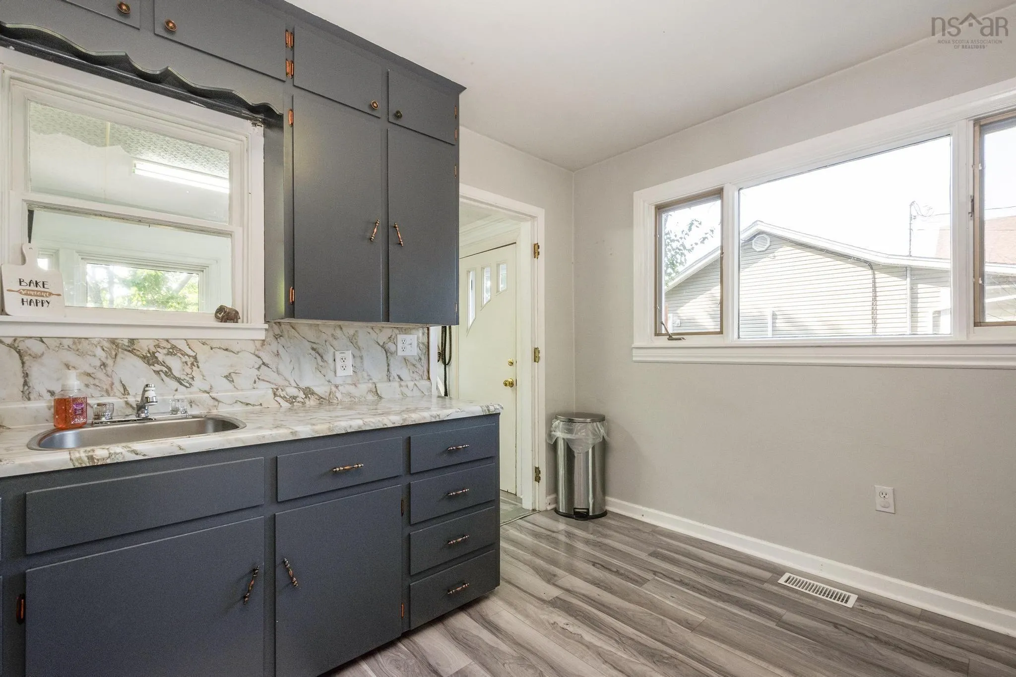 251 Town Road, Falmouth, NS B0P 1L0, 4 Bedrooms Bedrooms, ,2 BathroomsBathrooms,Residential,For Sale,Town,202520543