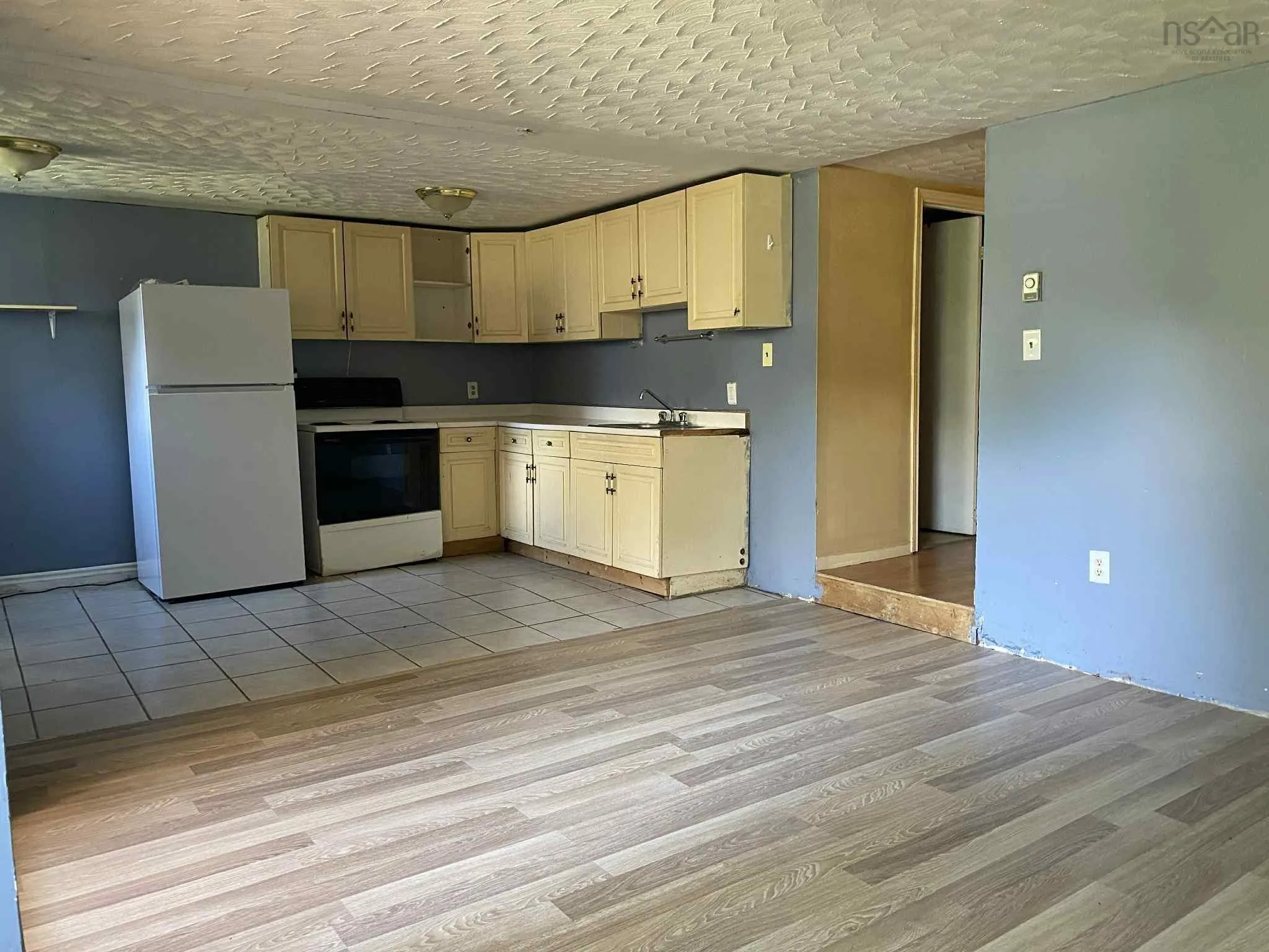 258/260 Renfrew Street, Dartmouth, NS B2Y 2M5, 6 Bedrooms Bedrooms, ,2 BathroomsBathrooms,Residential,For Sale,Renfrew,202521677