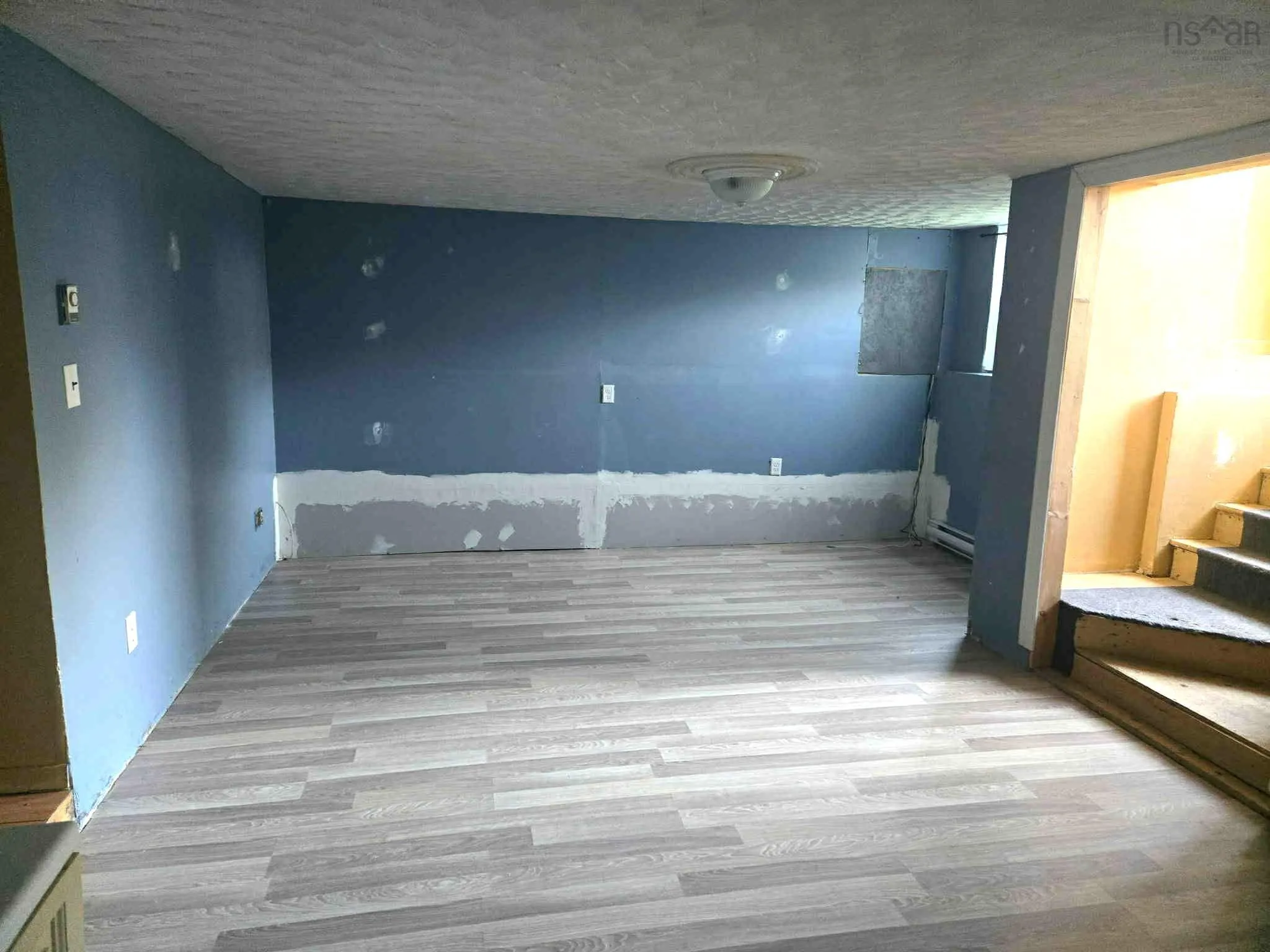 258/260 Renfrew Street, Dartmouth, NS B2Y 2M5, 6 Bedrooms Bedrooms, ,2 BathroomsBathrooms,Residential,For Sale,Renfrew,202521677