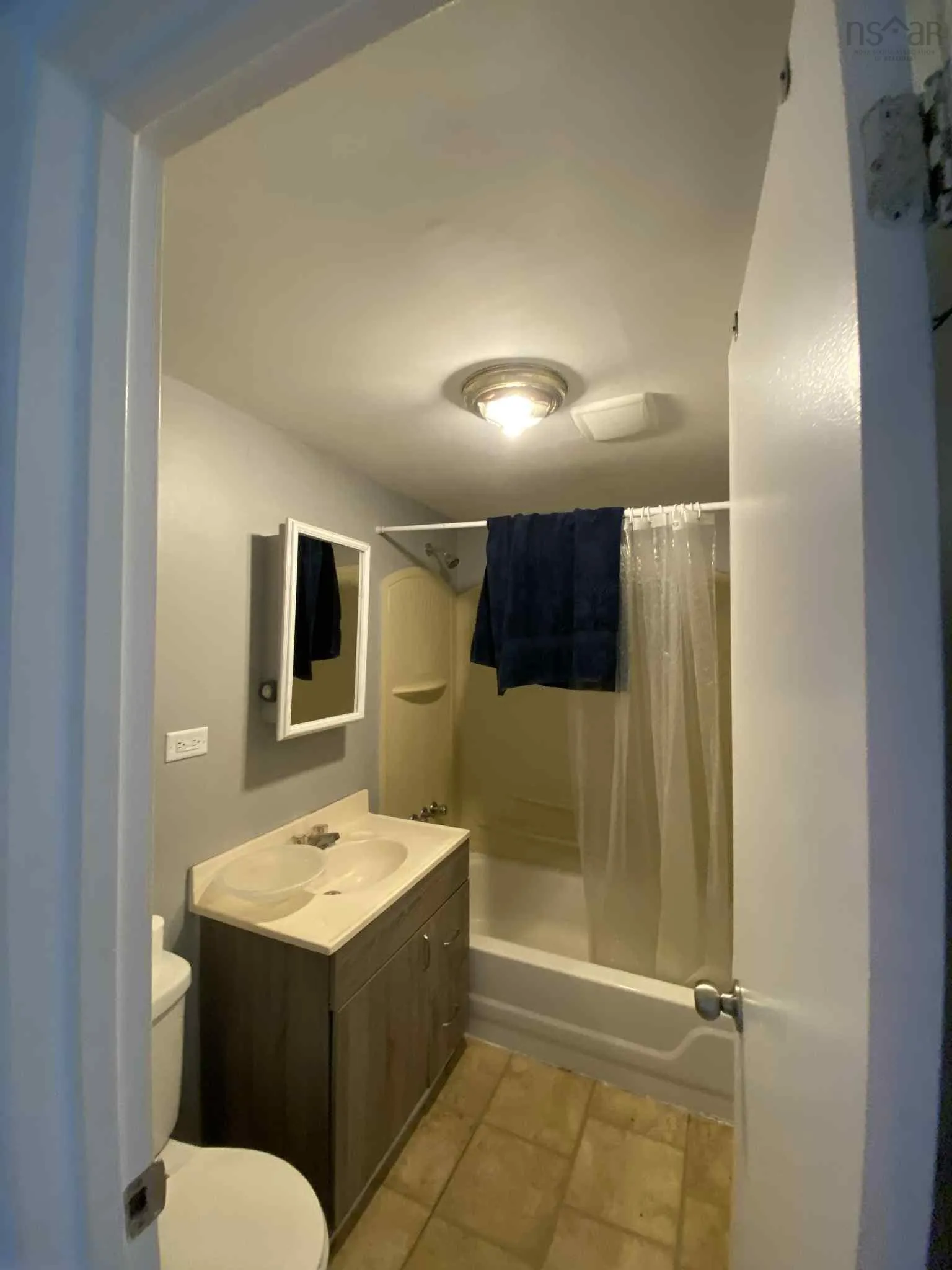 258/260 Renfrew Street, Dartmouth, NS B2Y 2M5, 6 Bedrooms Bedrooms, ,2 BathroomsBathrooms,Residential,For Sale,Renfrew,202521677