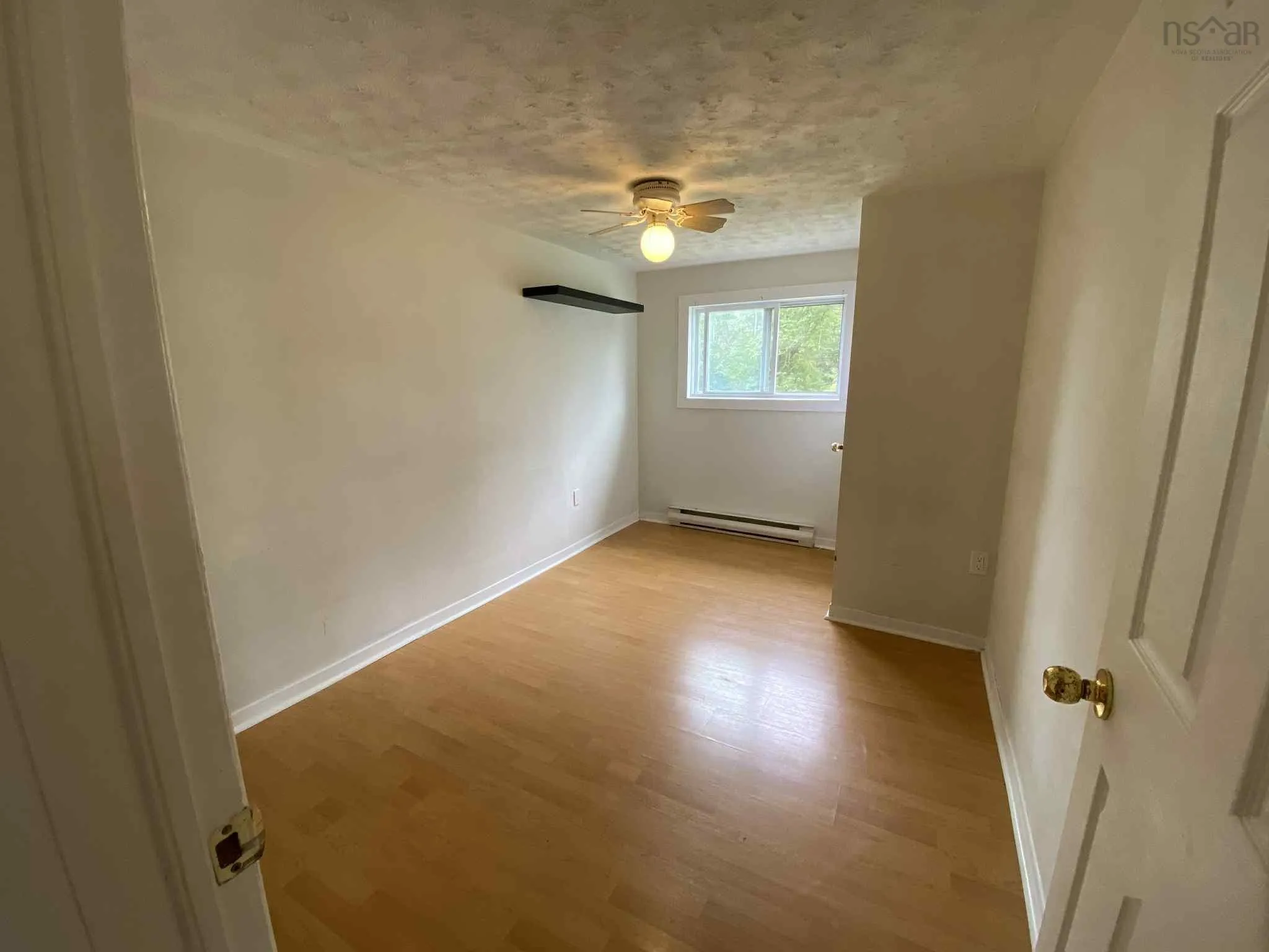 258/260 Renfrew Street, Dartmouth, NS B2Y 2M5, 6 Bedrooms Bedrooms, ,2 BathroomsBathrooms,Residential,For Sale,Renfrew,202521677
