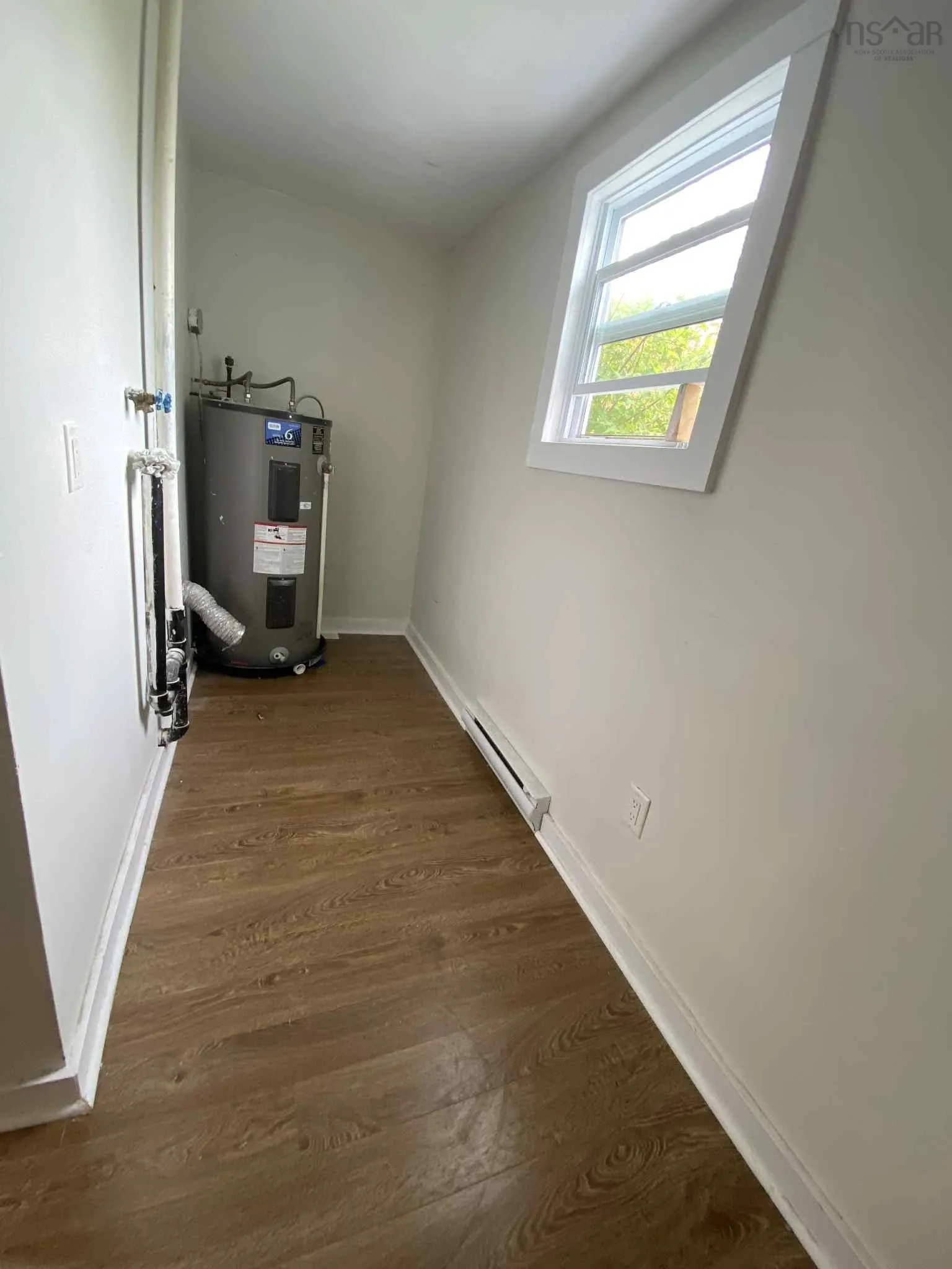 258/260 Renfrew Street, Dartmouth, NS B2Y 2M5, 6 Bedrooms Bedrooms, ,2 BathroomsBathrooms,Residential,For Sale,Renfrew,202521677