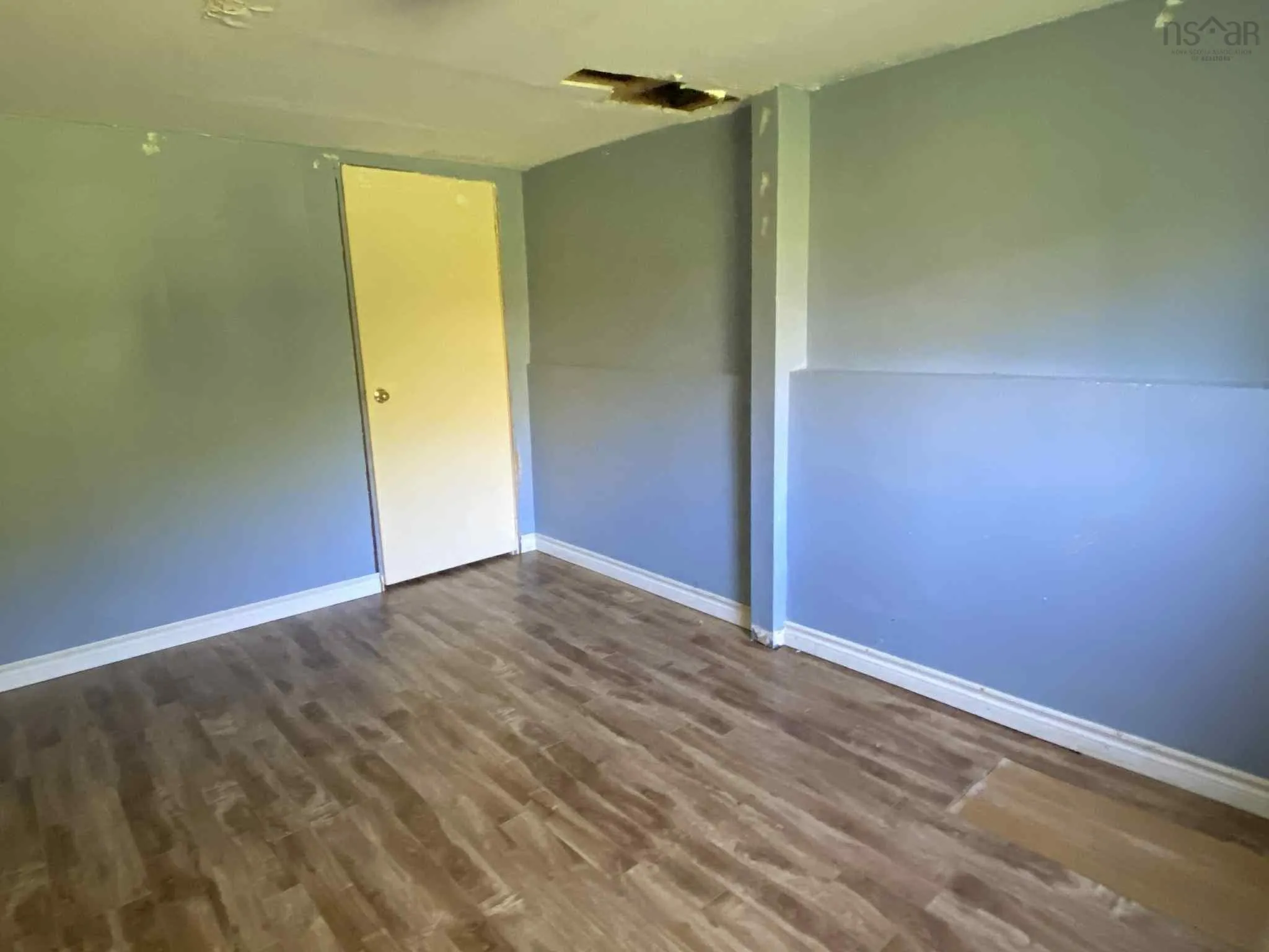 258/260 Renfrew Street, Dartmouth, NS B2Y 2M5, 6 Bedrooms Bedrooms, ,2 BathroomsBathrooms,Residential,For Sale,Renfrew,202521677