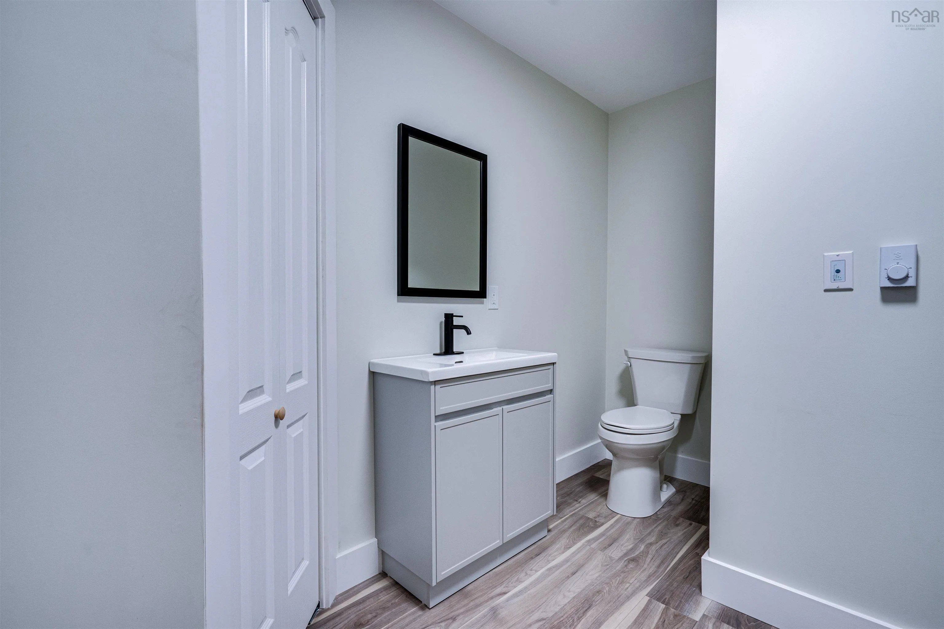 399 Main Street, Kingston Ns B0p 1r0, 2 Bedrooms Bedrooms, ,2 BathroomsBathrooms,Residential,For Sale,Main,202503502