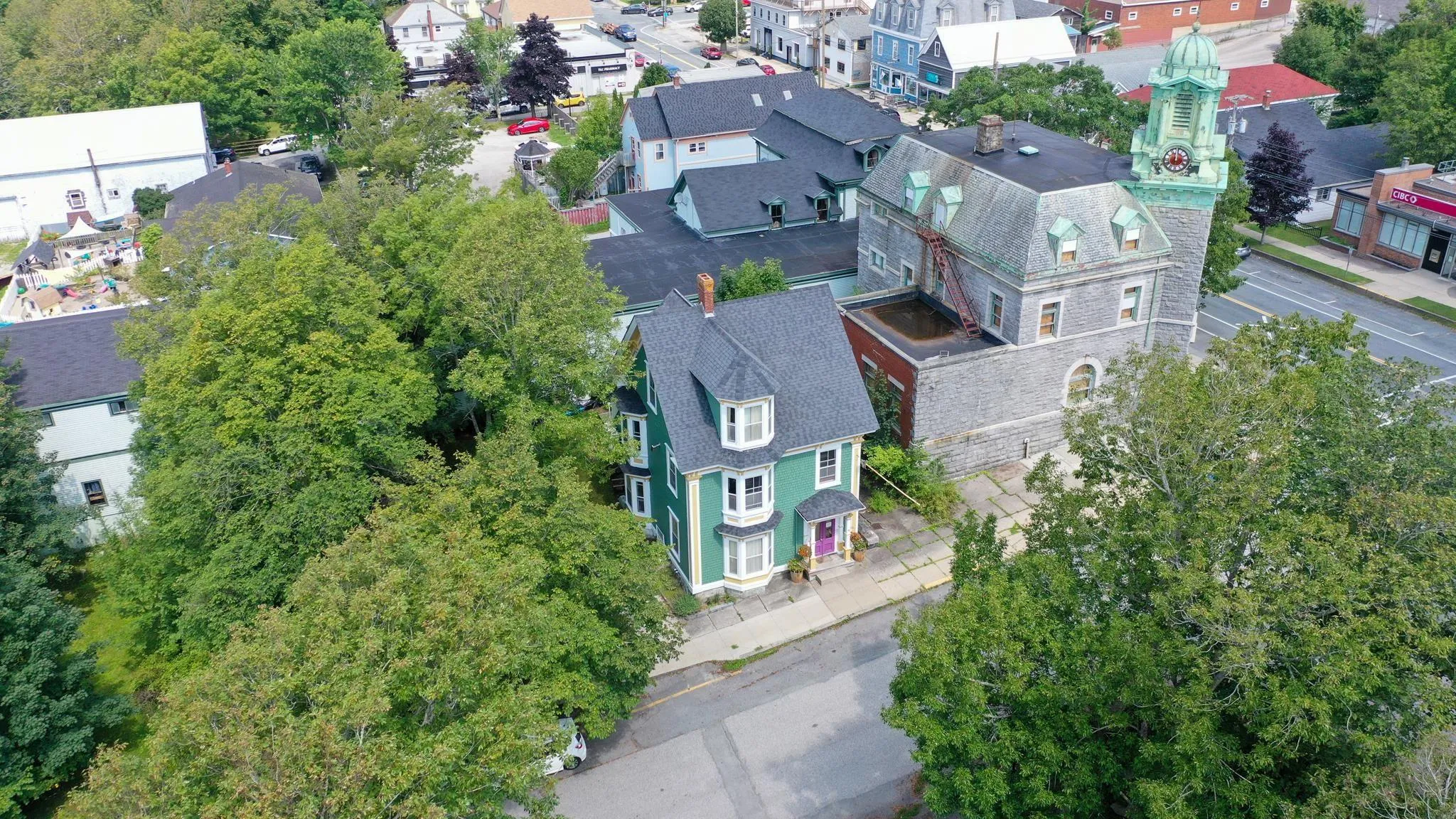 16 John Street, Shelburne, NS B0T 1W0, 4 Bedrooms Bedrooms, ,2 BathroomsBathrooms,Residential,For Sale,John,202420124