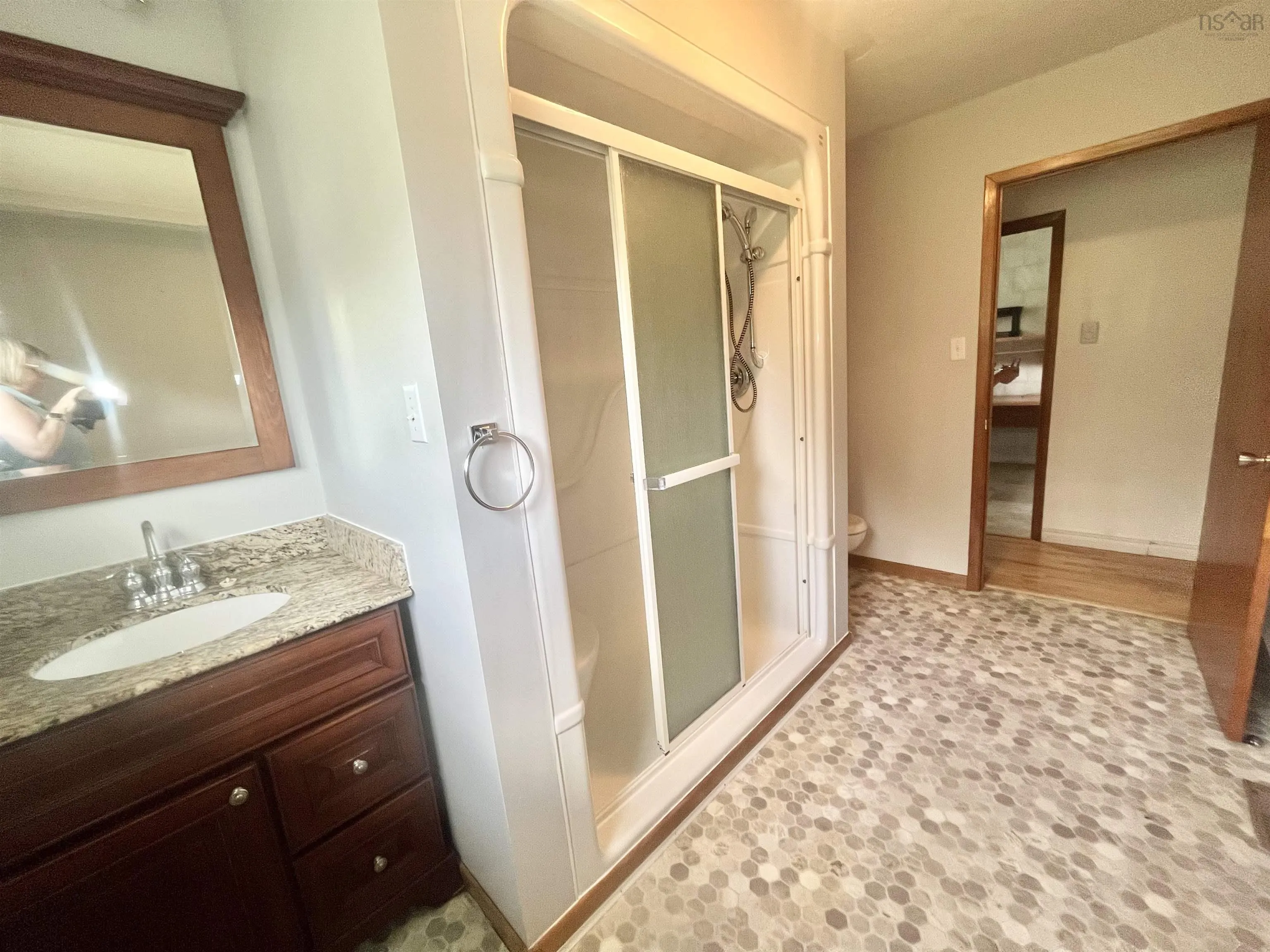 96 Landry Lane, Sampsonville Ns B0e 3b0, 3 Bedrooms Bedrooms, ,1 BathroomBathrooms,Residential,For Sale,Landry,202425904