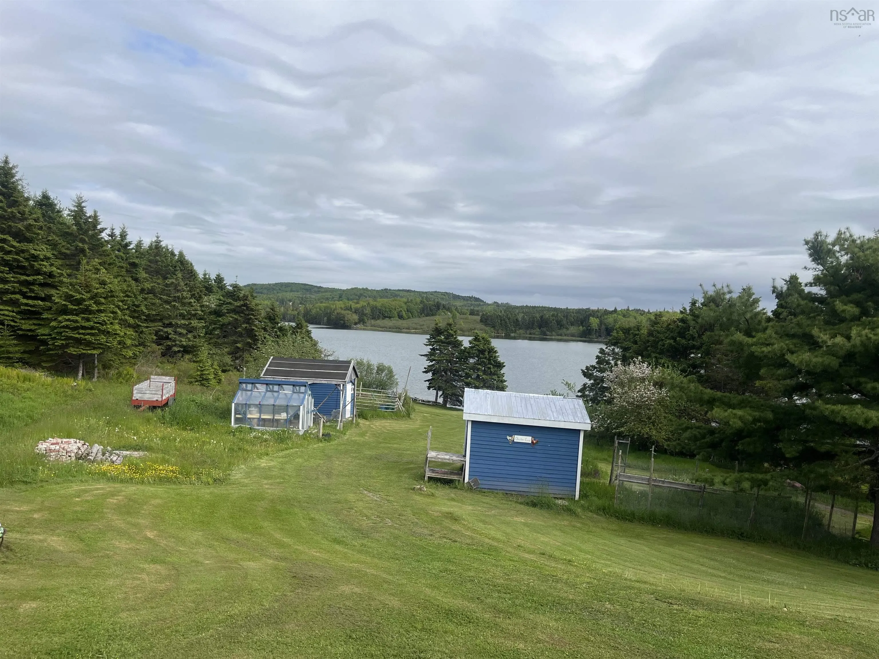 96 Landry Lane, Sampsonville Ns B0e 3b0, 3 Bedrooms Bedrooms, ,1 BathroomBathrooms,Residential,For Sale,Landry,202425904