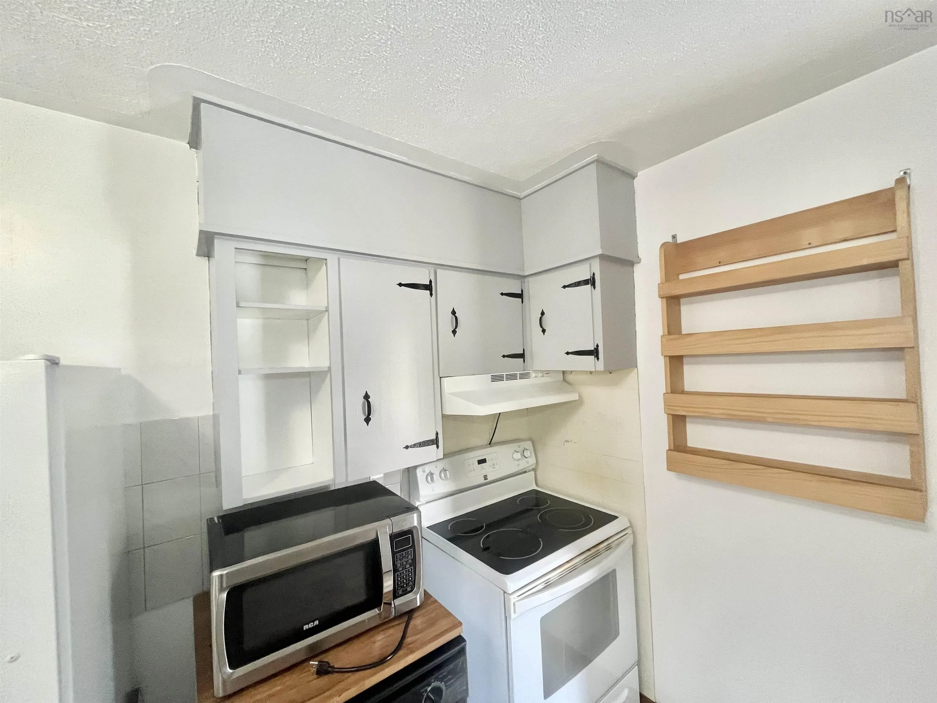 96 Landry Lane, Sampsonville Ns B0e 3b0, 3 Bedrooms Bedrooms, ,1 BathroomBathrooms,Residential,For Sale,Landry,202425904