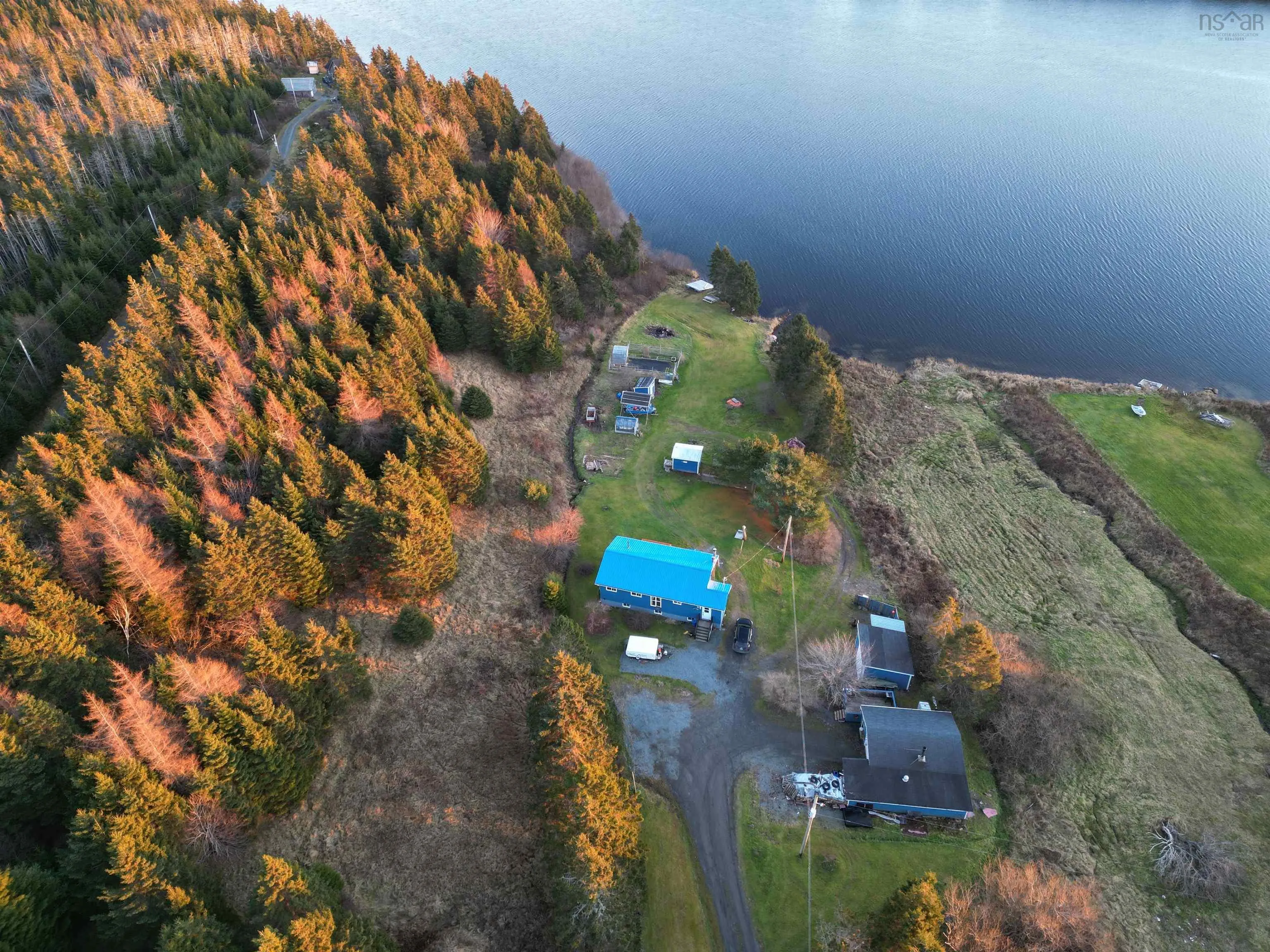 96 Landry Lane, Sampsonville Ns B0e 3b0, 3 Bedrooms Bedrooms, ,1 BathroomBathrooms,Residential,For Sale,Landry,202425904