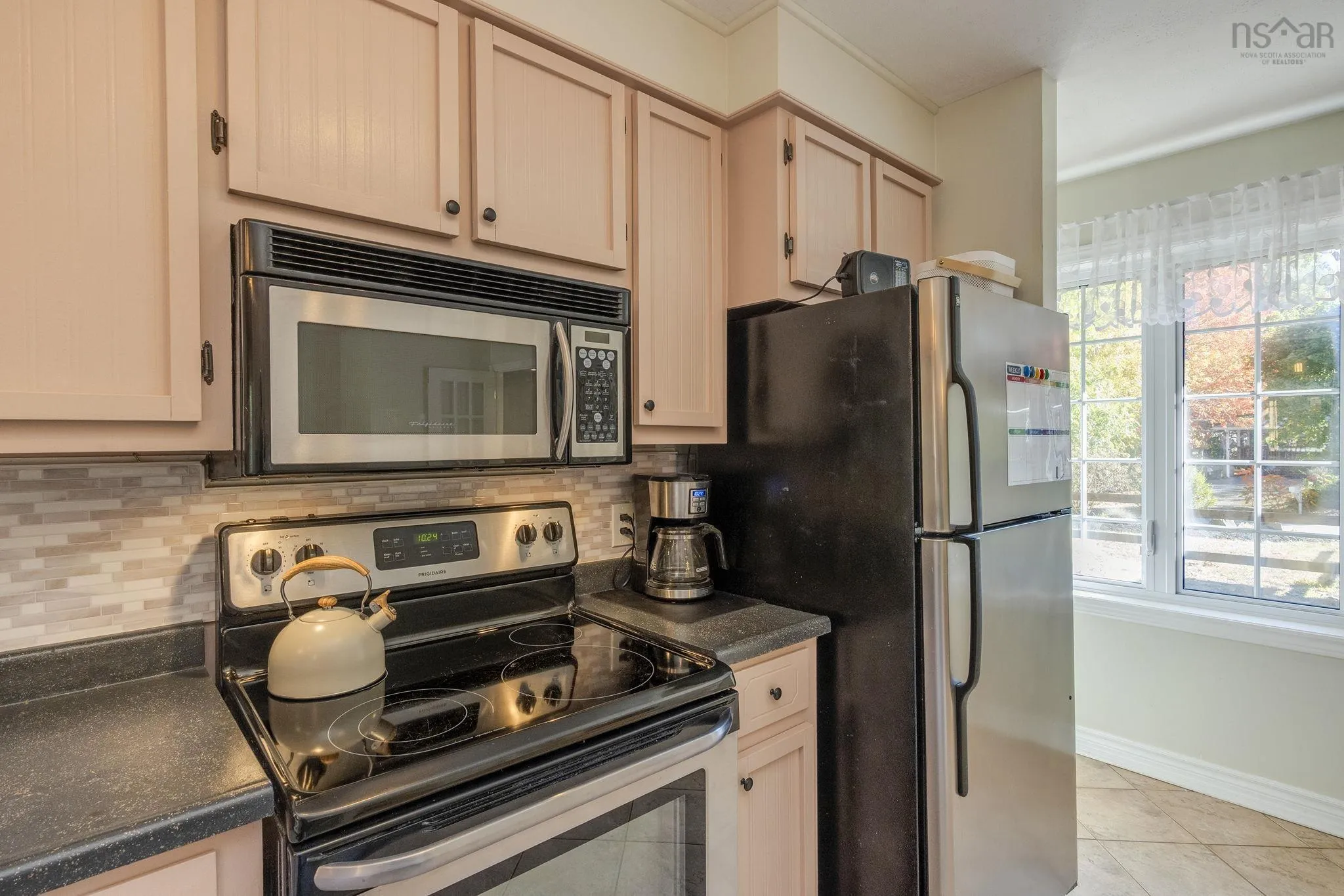 1575 Charlene Street, Coldbrook, NS B4R 1A7, 4 Bedrooms Bedrooms, ,2 BathroomsBathrooms,Residential,For Sale,Charlene,202524914