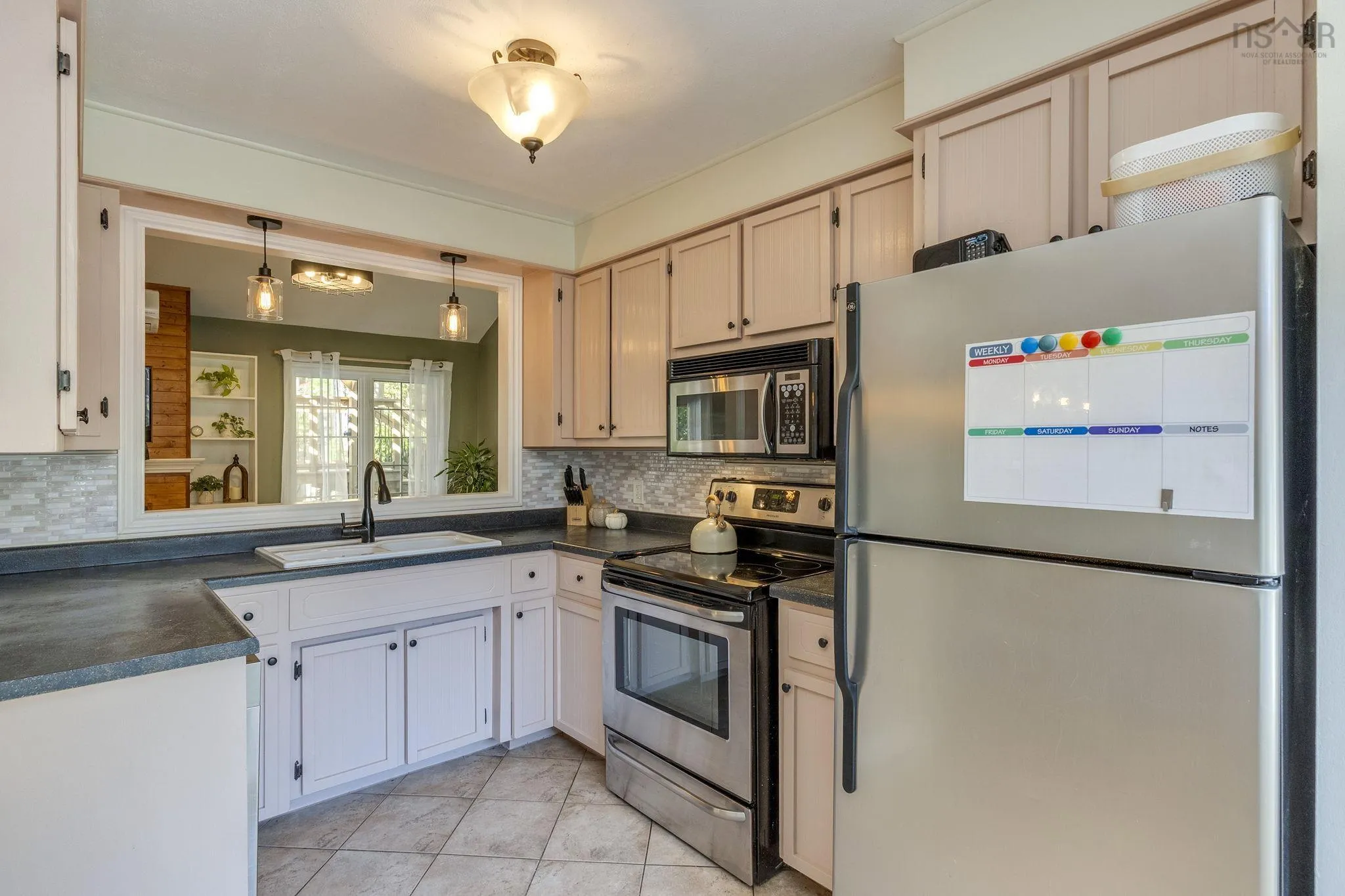 1575 Charlene Street, Coldbrook, NS B4R 1A7, 4 Bedrooms Bedrooms, ,2 BathroomsBathrooms,Residential,For Sale,Charlene,202524914
