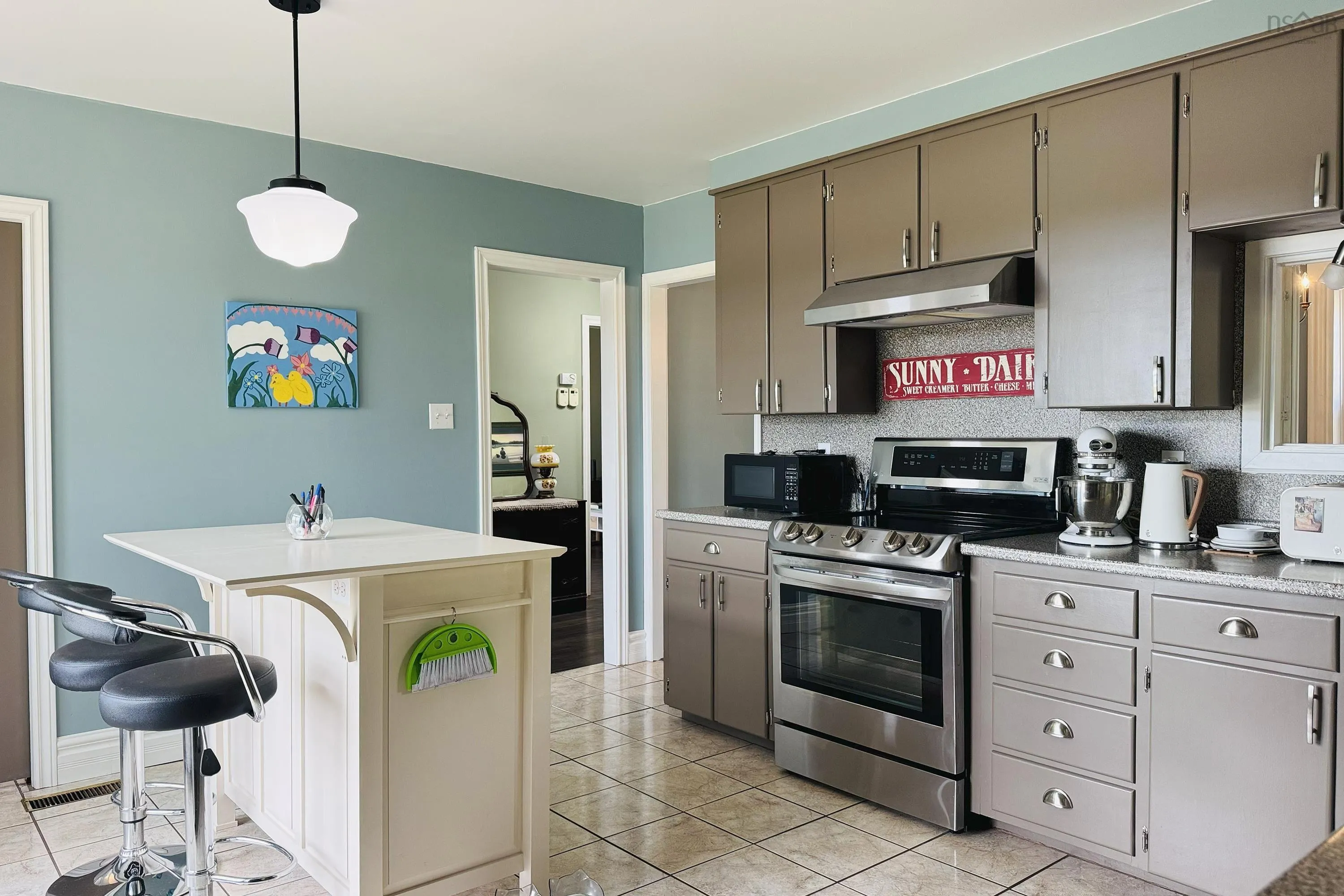 100 Spring Street, Parrsboro, NS B0M 1S0, 5 Bedrooms Bedrooms, ,2 BathroomsBathrooms,Residential,For Sale,Spring,202522976