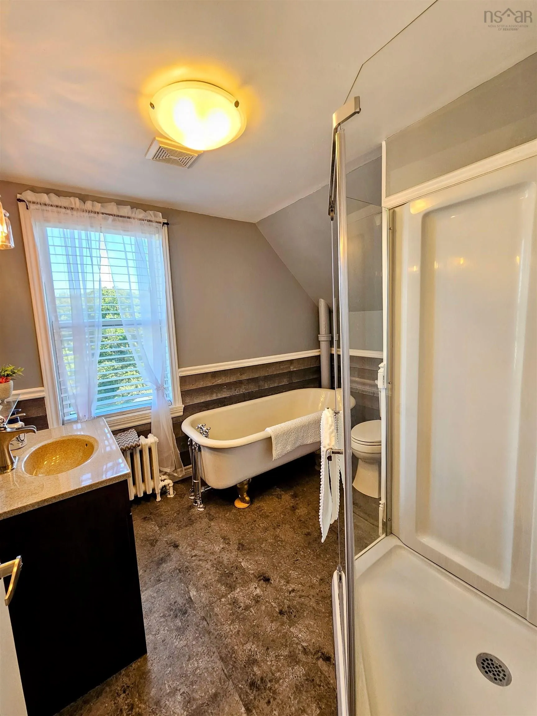 109 Alexander Street, Glace Bay, NS B1A 4A6, 3 Bedrooms Bedrooms, ,2 BathroomsBathrooms,Residential,For Sale,Alexander,202514498