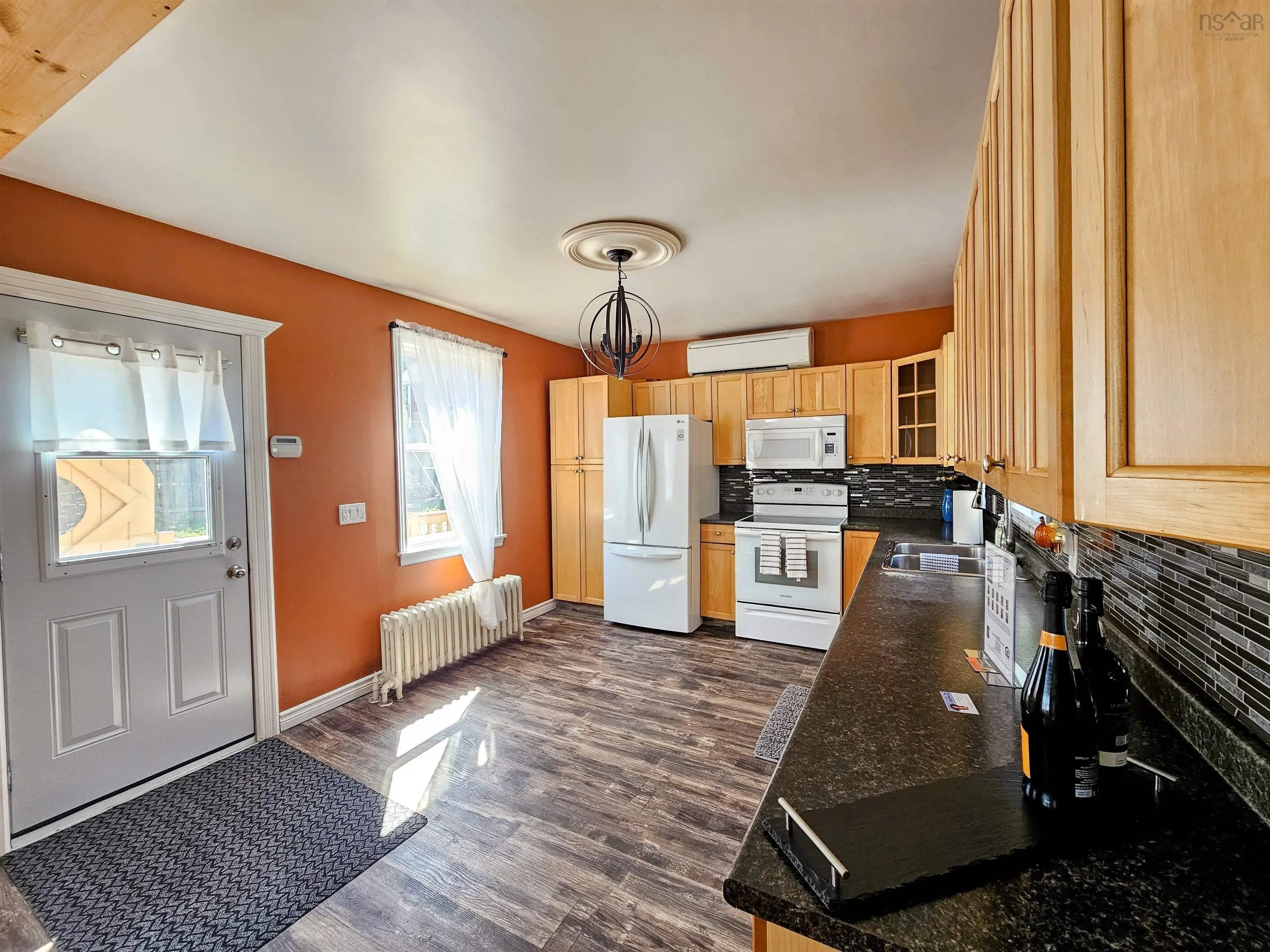 109 Alexander Street, Glace Bay, NS B1A 4A6, 3 Bedrooms Bedrooms, ,2 BathroomsBathrooms,Residential,For Sale,Alexander,202514498