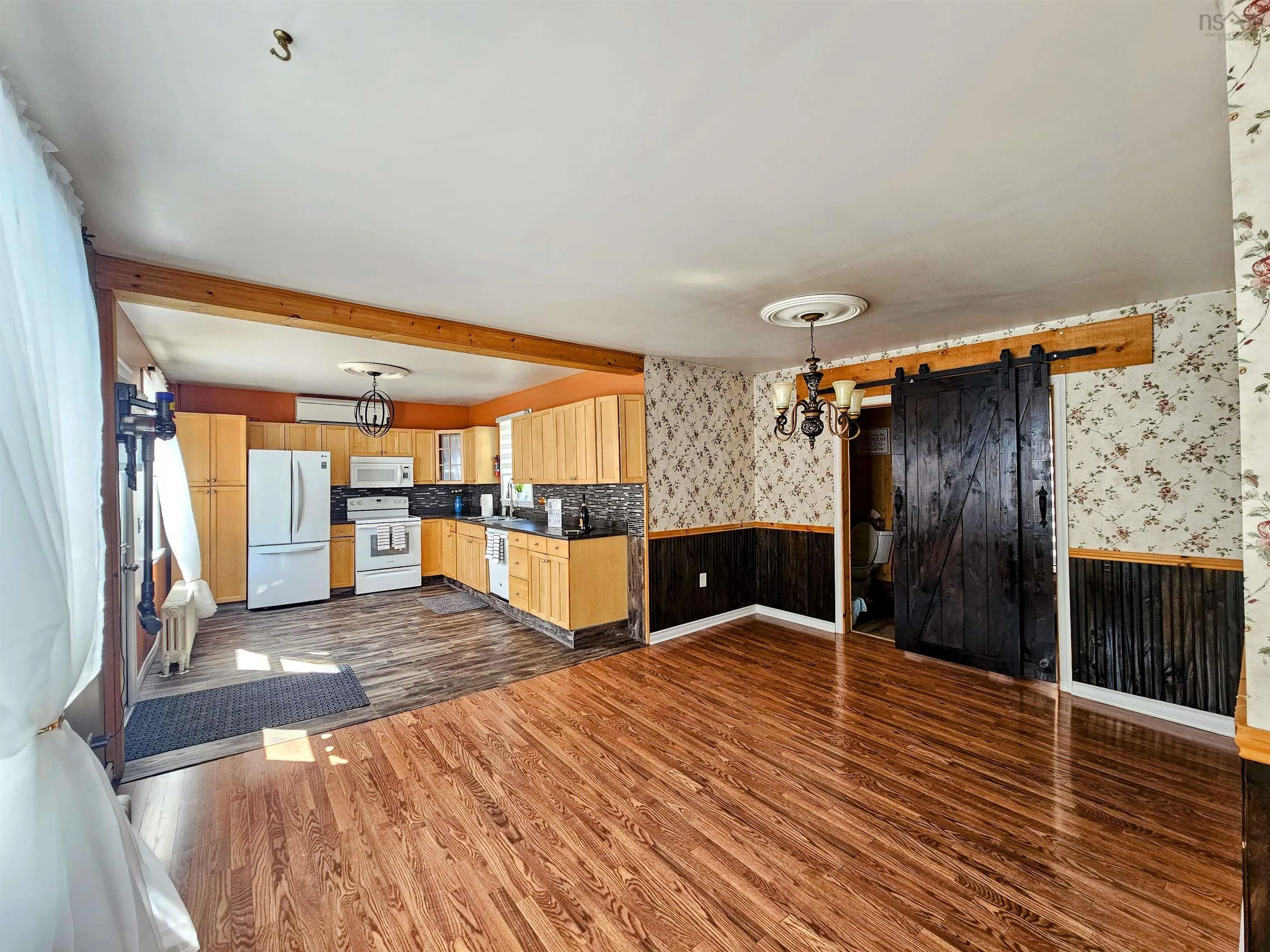 109 Alexander Street, Glace Bay, NS B1A 4A6, 3 Bedrooms Bedrooms, ,2 BathroomsBathrooms,Residential,For Sale,Alexander,202514498