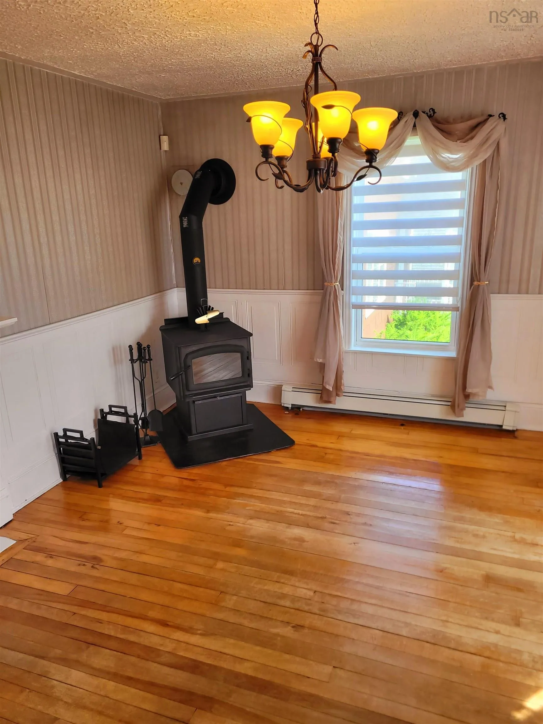 109 Alexander Street, Glace Bay, NS B1A 4A6, 3 Bedrooms Bedrooms, ,2 BathroomsBathrooms,Residential,For Sale,Alexander,202514498
