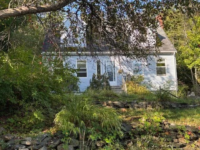 7 Millview Avenue, Bedford, NS B4A 1G6, 4 Bedrooms Bedrooms, ,2 BathroomsBathrooms,Residential,For Sale,Millview,202523902