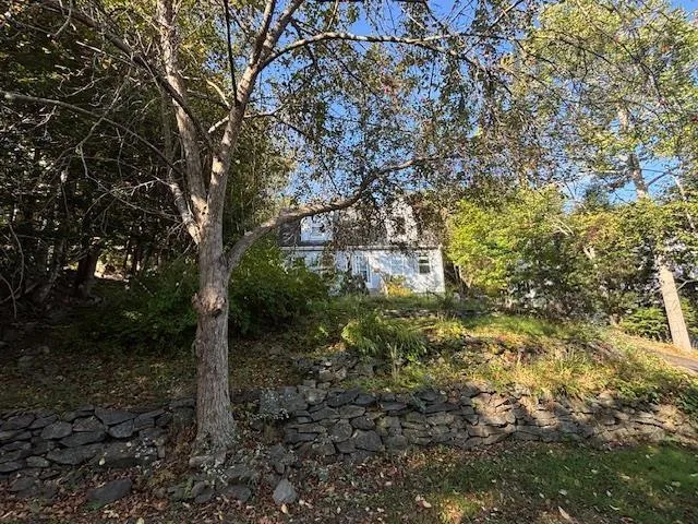 7 Millview Avenue, Bedford, NS B4A 1G6, 4 Bedrooms Bedrooms, ,2 BathroomsBathrooms,Residential,For Sale,Millview,202523902