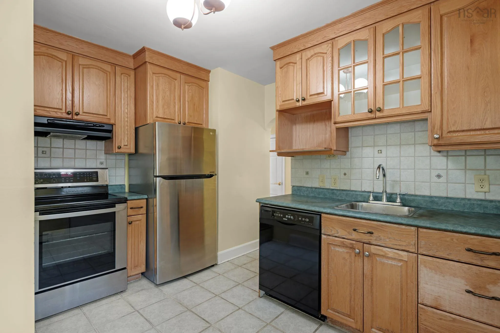 44 Fenwood Road, Halifax, NS B3N 1G8, 4 Bedrooms Bedrooms, ,2 BathroomsBathrooms,Residential,For Sale,Fenwood,202518039