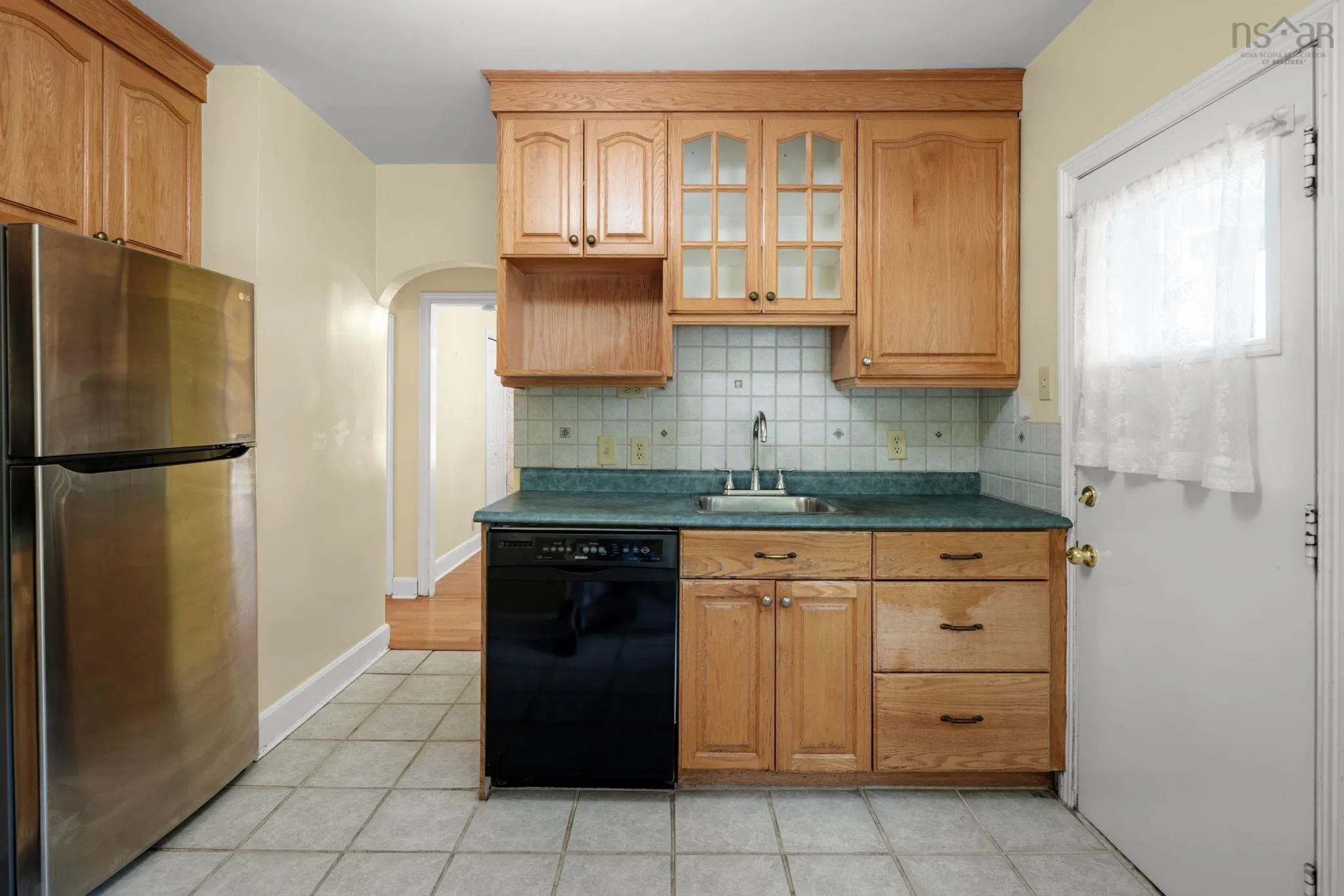 44 Fenwood Road, Halifax, NS B3N 1G8, 4 Bedrooms Bedrooms, ,2 BathroomsBathrooms,Residential,For Sale,Fenwood,202518039