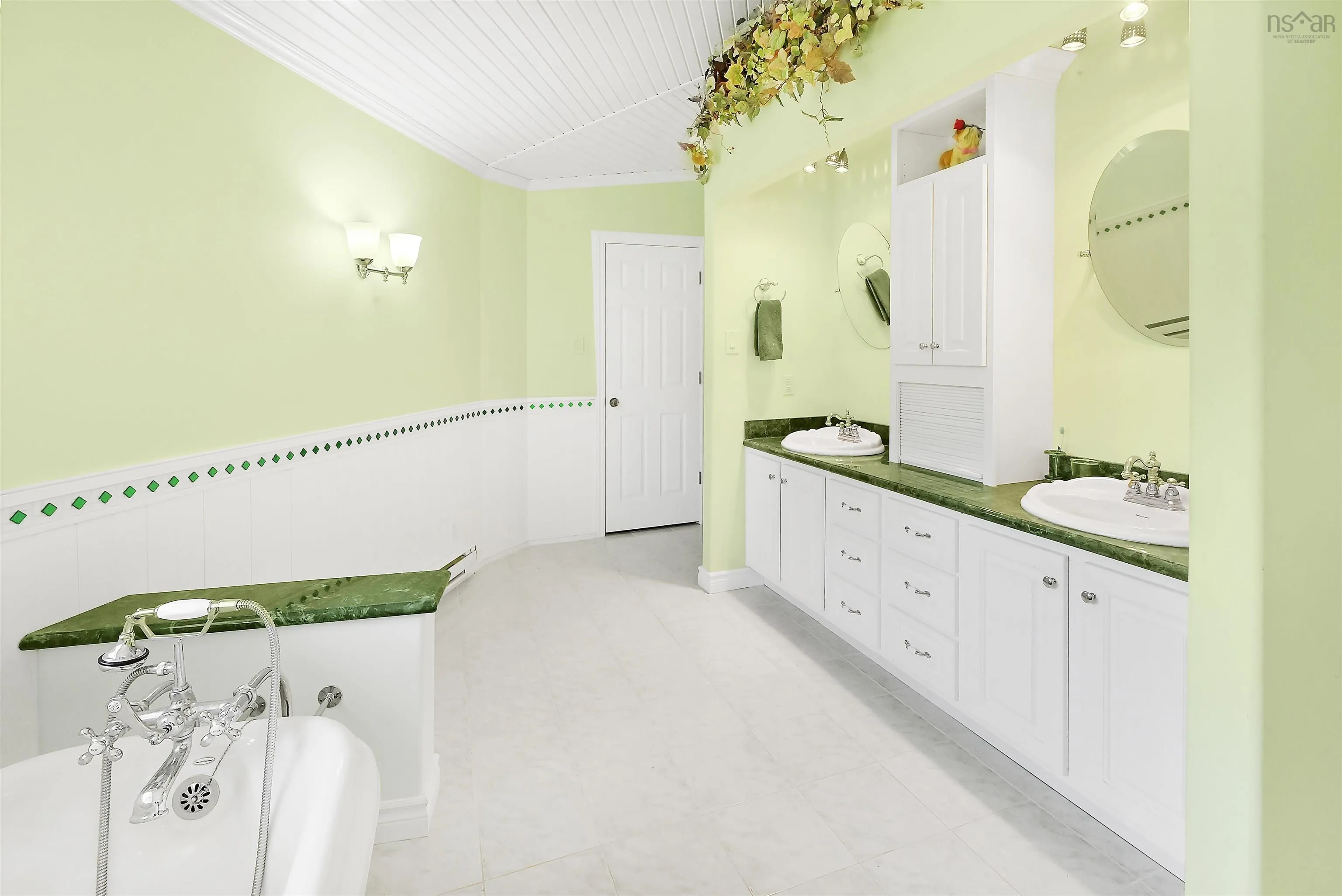 458 Maple Drive, Cape George, NS B0E 3B0, 3 Bedrooms Bedrooms, ,3 BathroomsBathrooms,Residential,For Sale,Maple,202517812