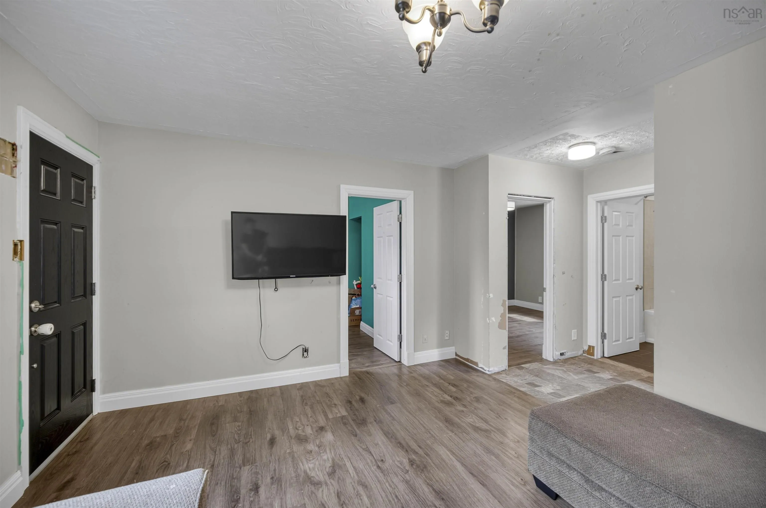 72 Albro Lake Road, Dartmouth, NS B3Y 3Y3, 2 Bedrooms Bedrooms, ,1 BathroomBathrooms,Residential,For Sale,Albro Lake,202521945