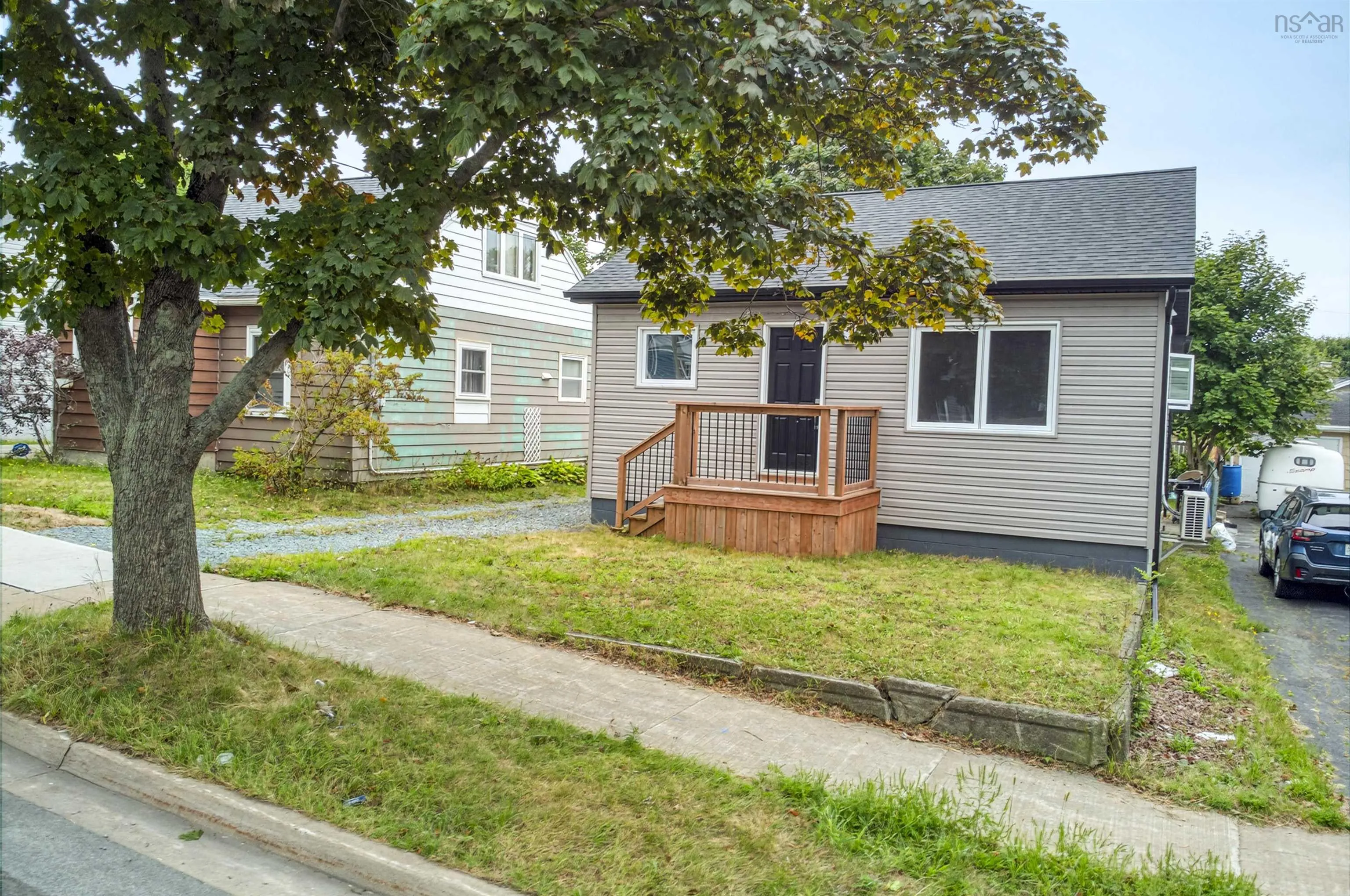 72 Albro Lake Road, Dartmouth, NS B3Y 3Y3, 2 Bedrooms Bedrooms, ,1 BathroomBathrooms,Residential,For Sale,Albro Lake,202521945