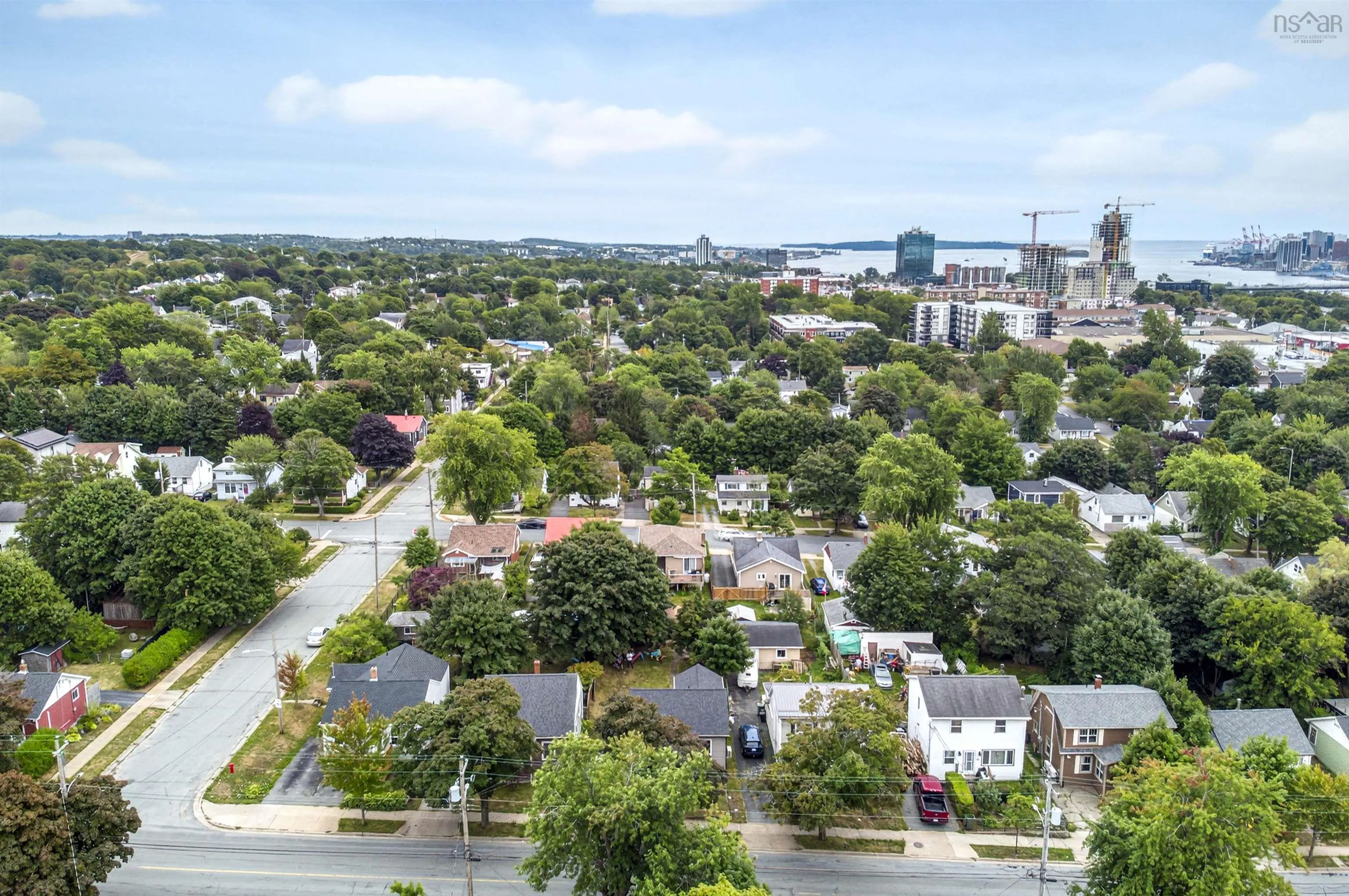72 Albro Lake Road, Dartmouth, NS B3Y 3Y3, 2 Bedrooms Bedrooms, ,1 BathroomBathrooms,Residential,For Sale,Albro Lake,202521945