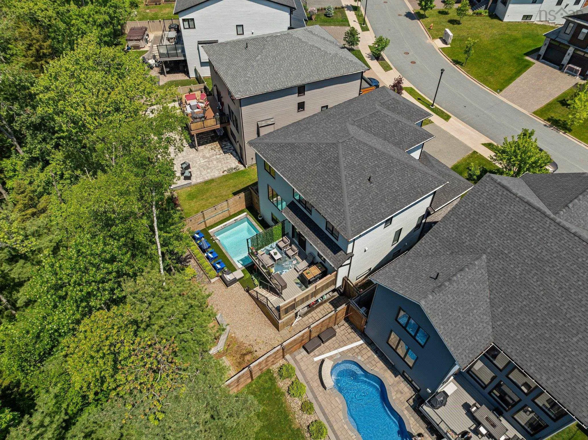 43 Crownridge Drive, Bedford, NS B4B 0X4, 5 Bedrooms Bedrooms, ,4 BathroomsBathrooms,Residential,For Sale,Crownridge,202514528