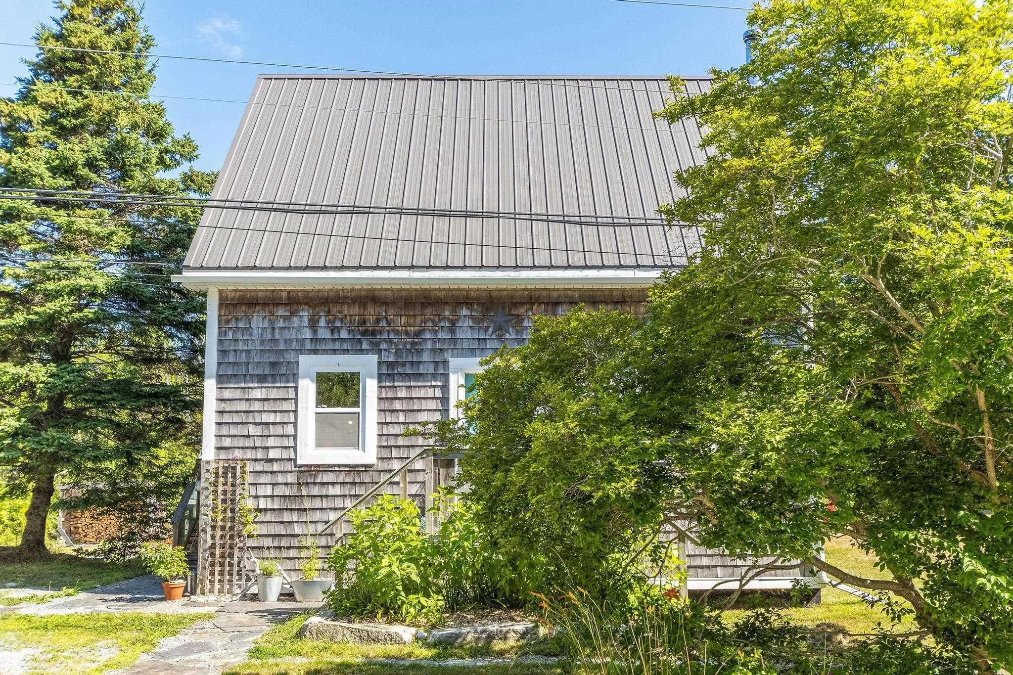 67 Pauls Point Road, Hacketts Cove, NS B3Z 3K6, 2 Bedrooms Bedrooms, ,2 BathroomsBathrooms,Residential,For Sale,Pauls Point,202520677