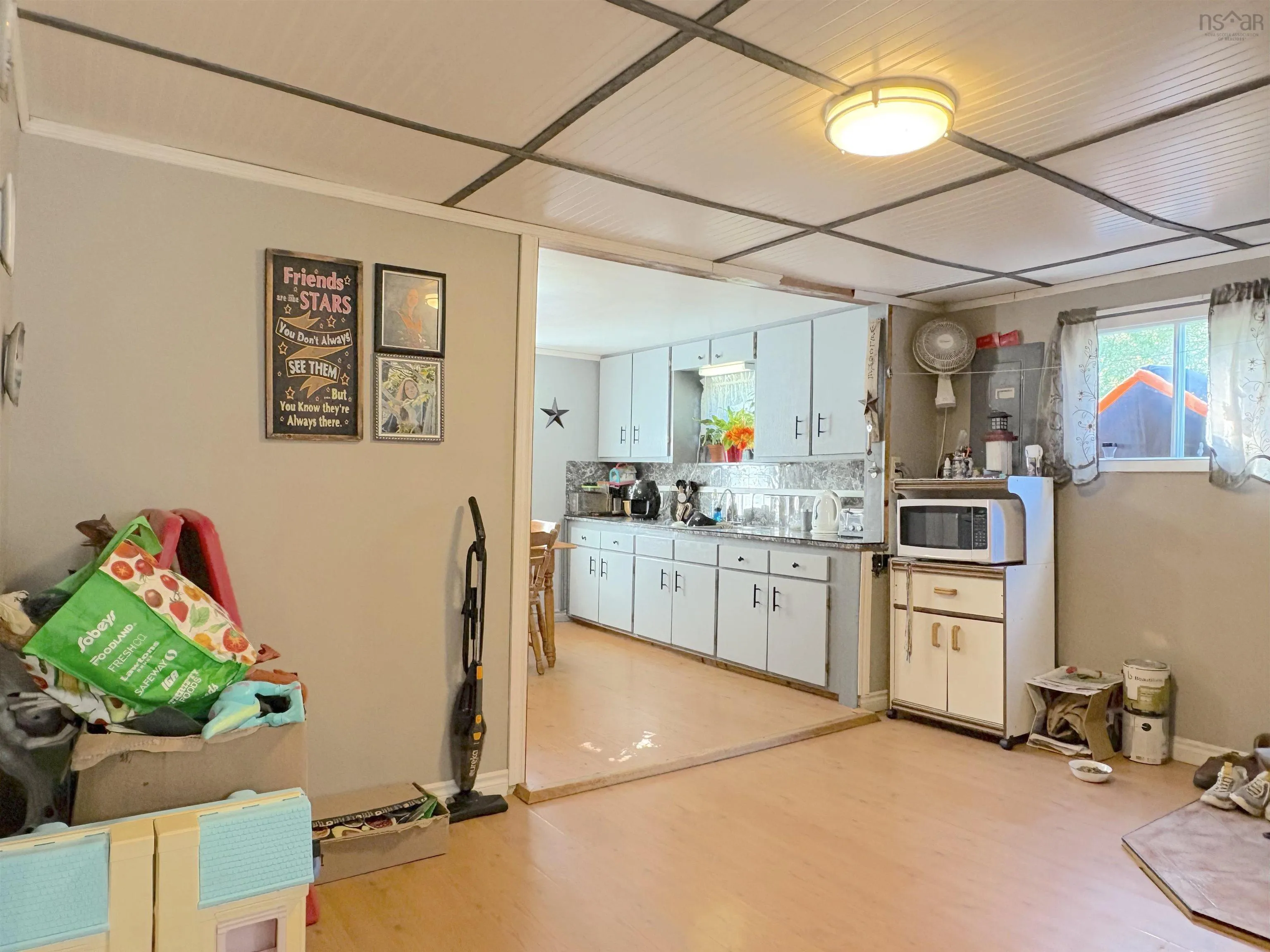 186 Parr Street, Shelburne, NS B0T 1W0, 3 Bedrooms Bedrooms, ,1 BathroomBathrooms,Residential,For Sale,Parr,202525481