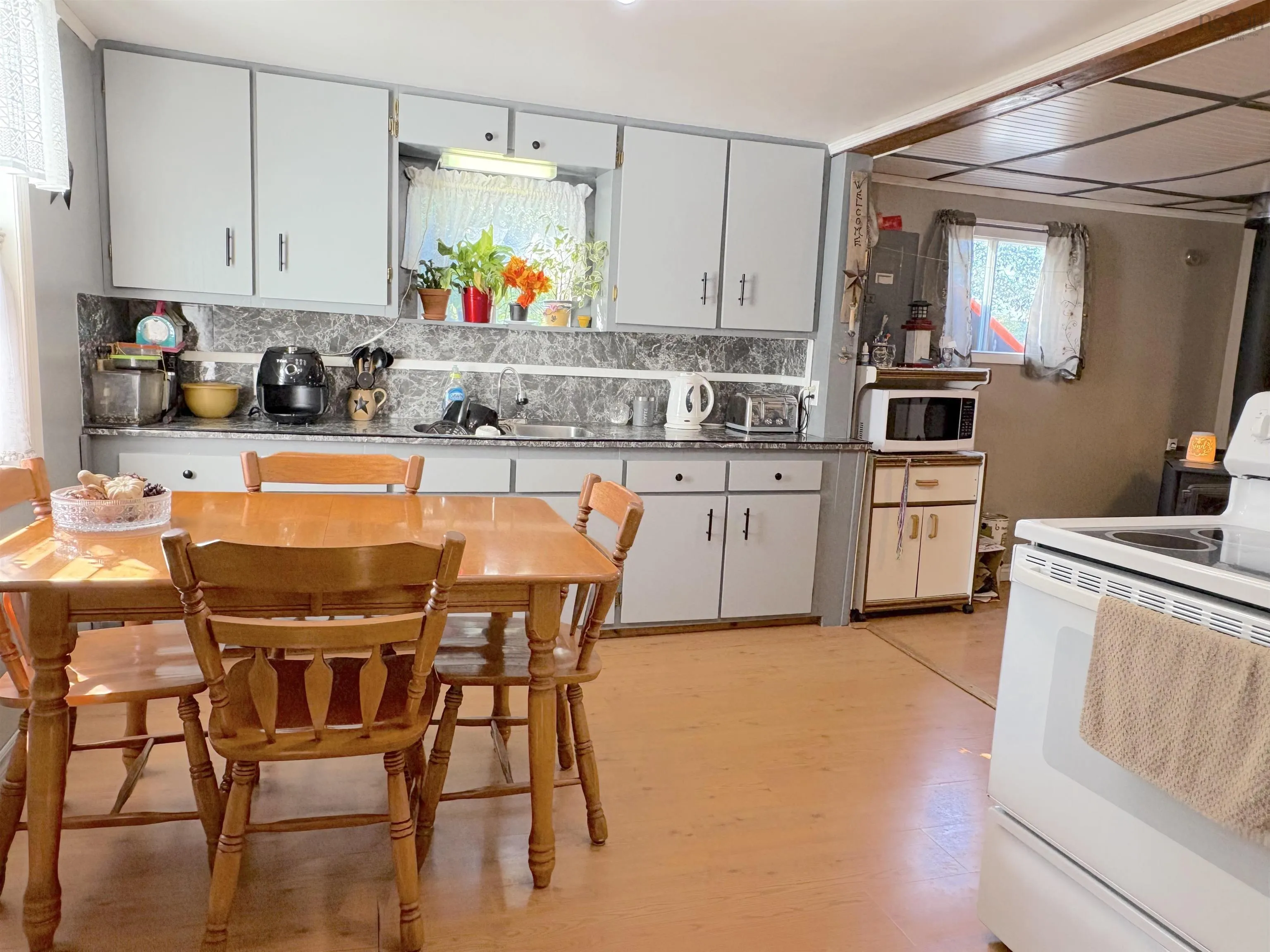 186 Parr Street, Shelburne, NS B0T 1W0, 3 Bedrooms Bedrooms, ,1 BathroomBathrooms,Residential,For Sale,Parr,202525481