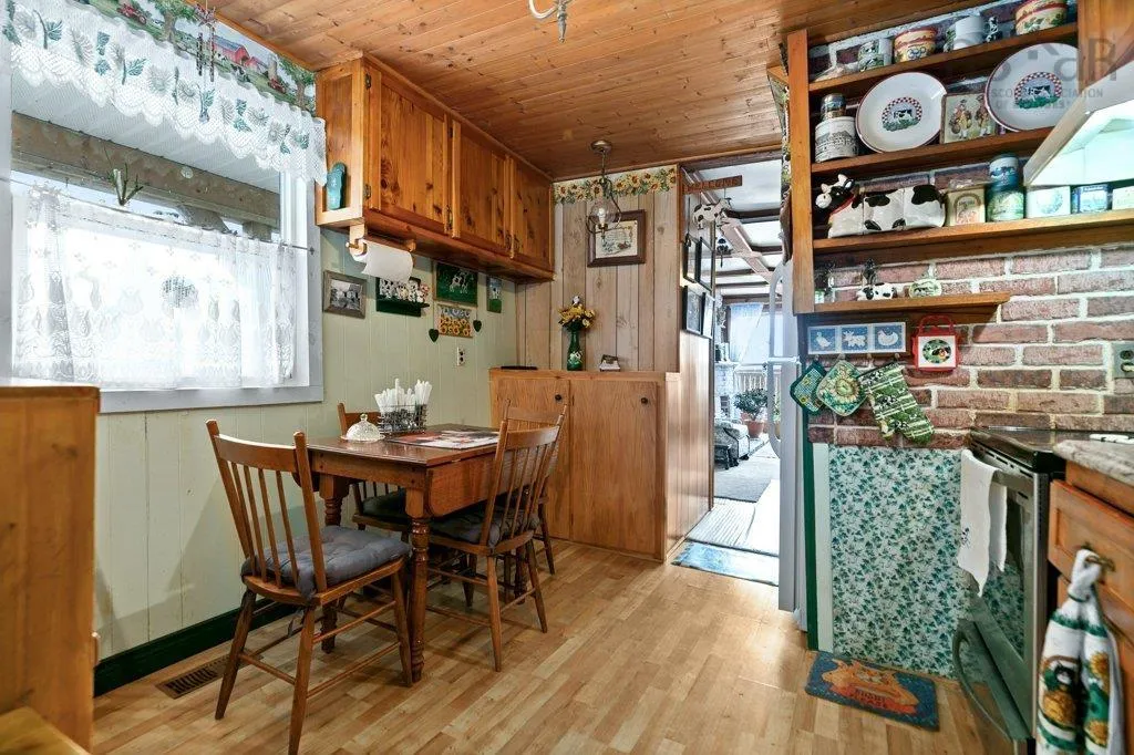 70 Hennigar Lane, Bayswater Ns B0j 1t0, 3 Bedrooms Bedrooms, ,1 BathroomBathrooms,Residential,For Sale,Hennigar,202507165