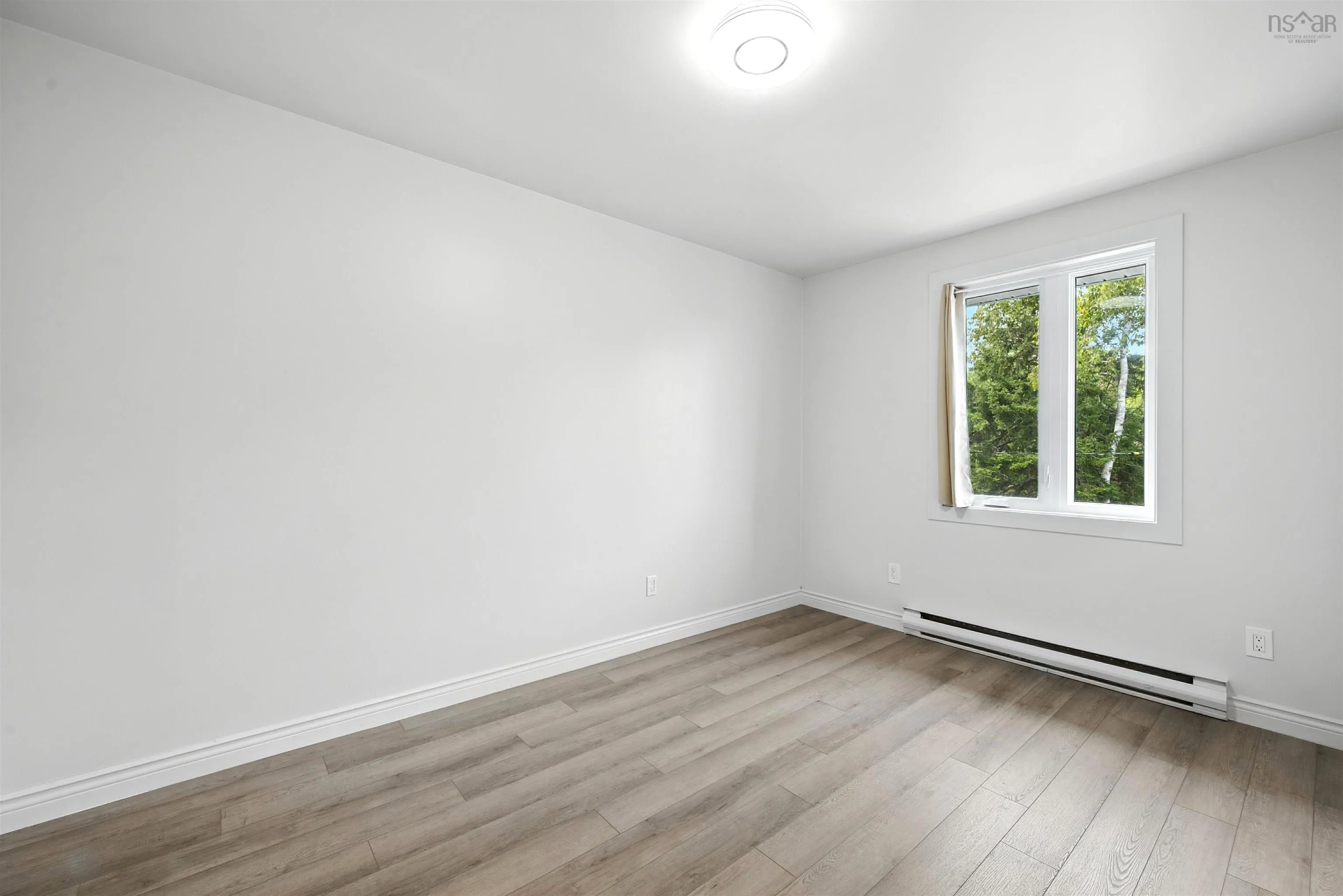 26 Millview Avenue, Bedford, NS B4A 1G7, 4 Bedrooms Bedrooms, ,3 BathroomsBathrooms,Residential,For Sale,Millview,202518585