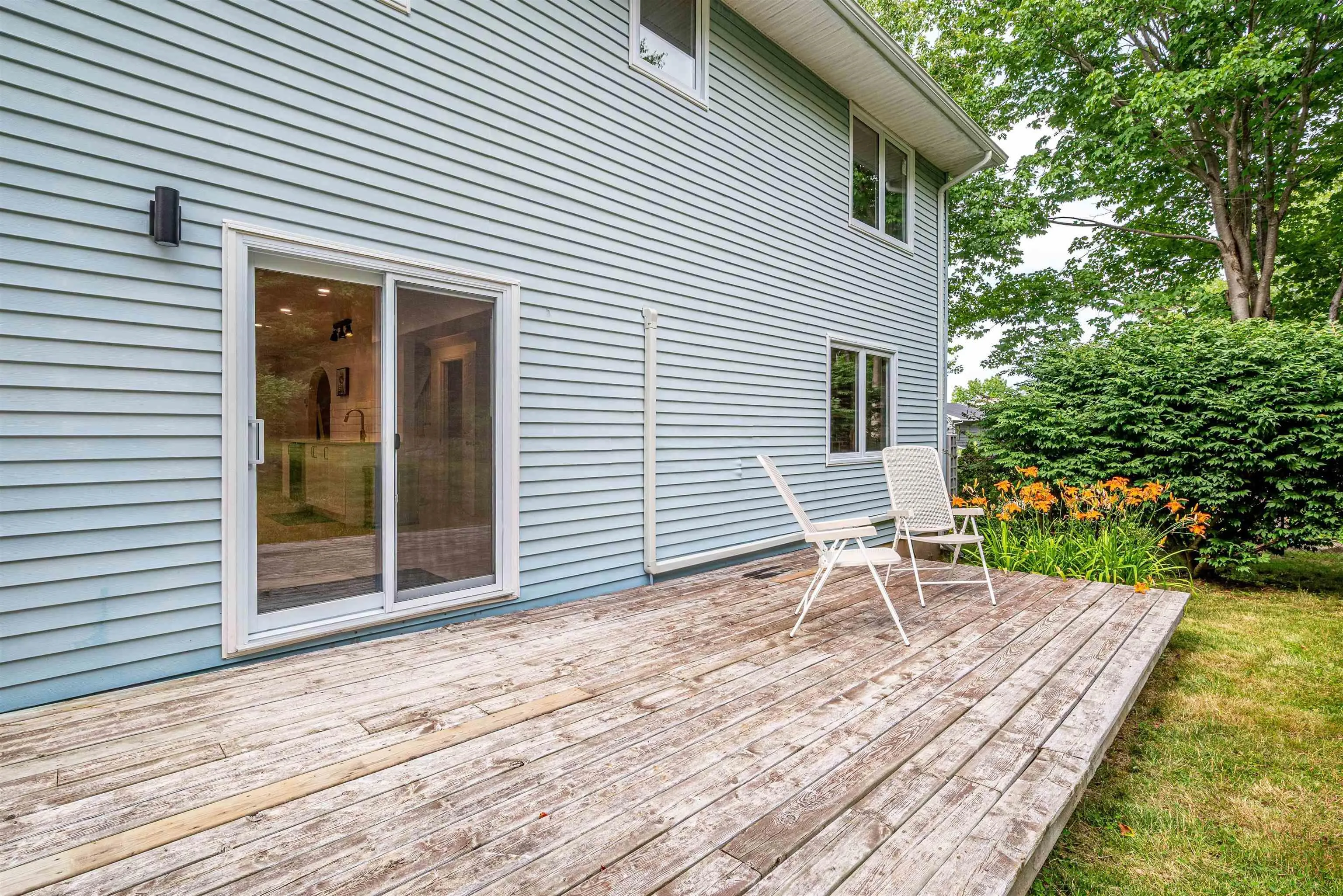 26 Millview Avenue, Bedford, NS B4A 1G7, 4 Bedrooms Bedrooms, ,3 BathroomsBathrooms,Residential,For Sale,Millview,202518585