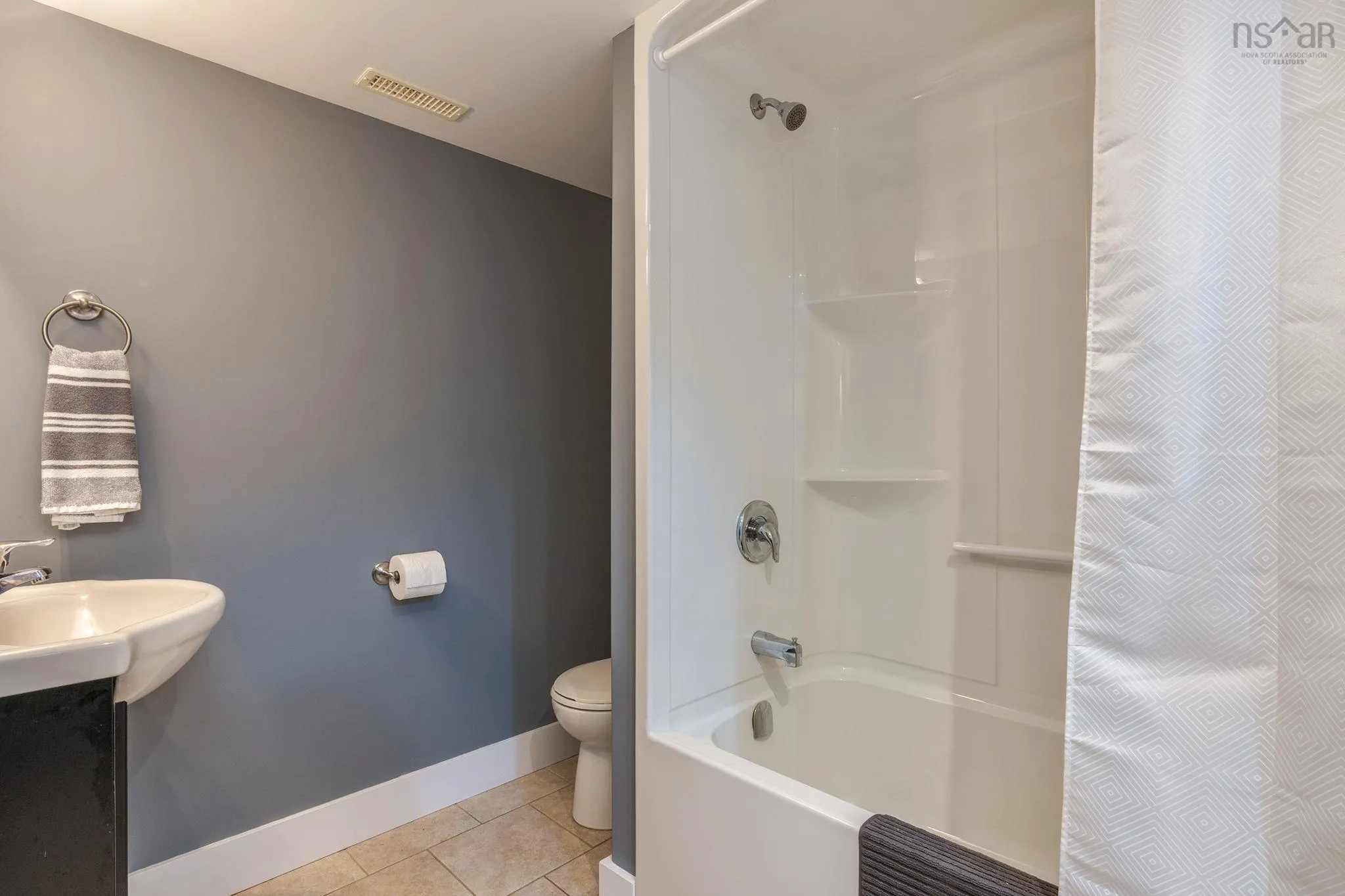 1095 Beaver Bank Road, Beaver Bank, NS B4G 1B1, 3 Bedrooms Bedrooms, ,3 BathroomsBathrooms,Residential,For Sale,Beaver Bank,202523717