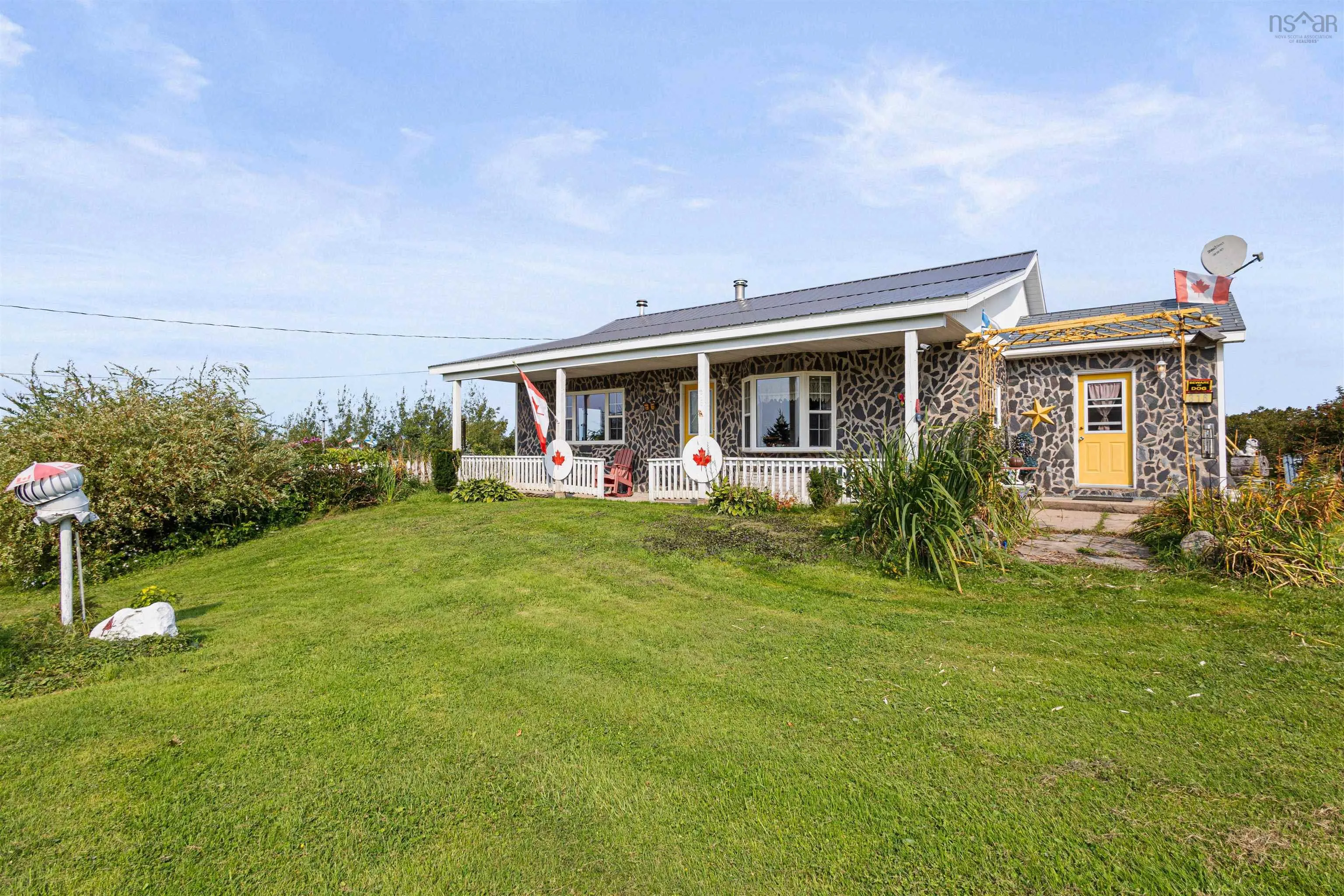 316 Brinton Road, Port Lorne Ns B0s 1l0, 2 Bedrooms Bedrooms, ,1 BathroomBathrooms,Residential,For Sale,Brinton,202422442