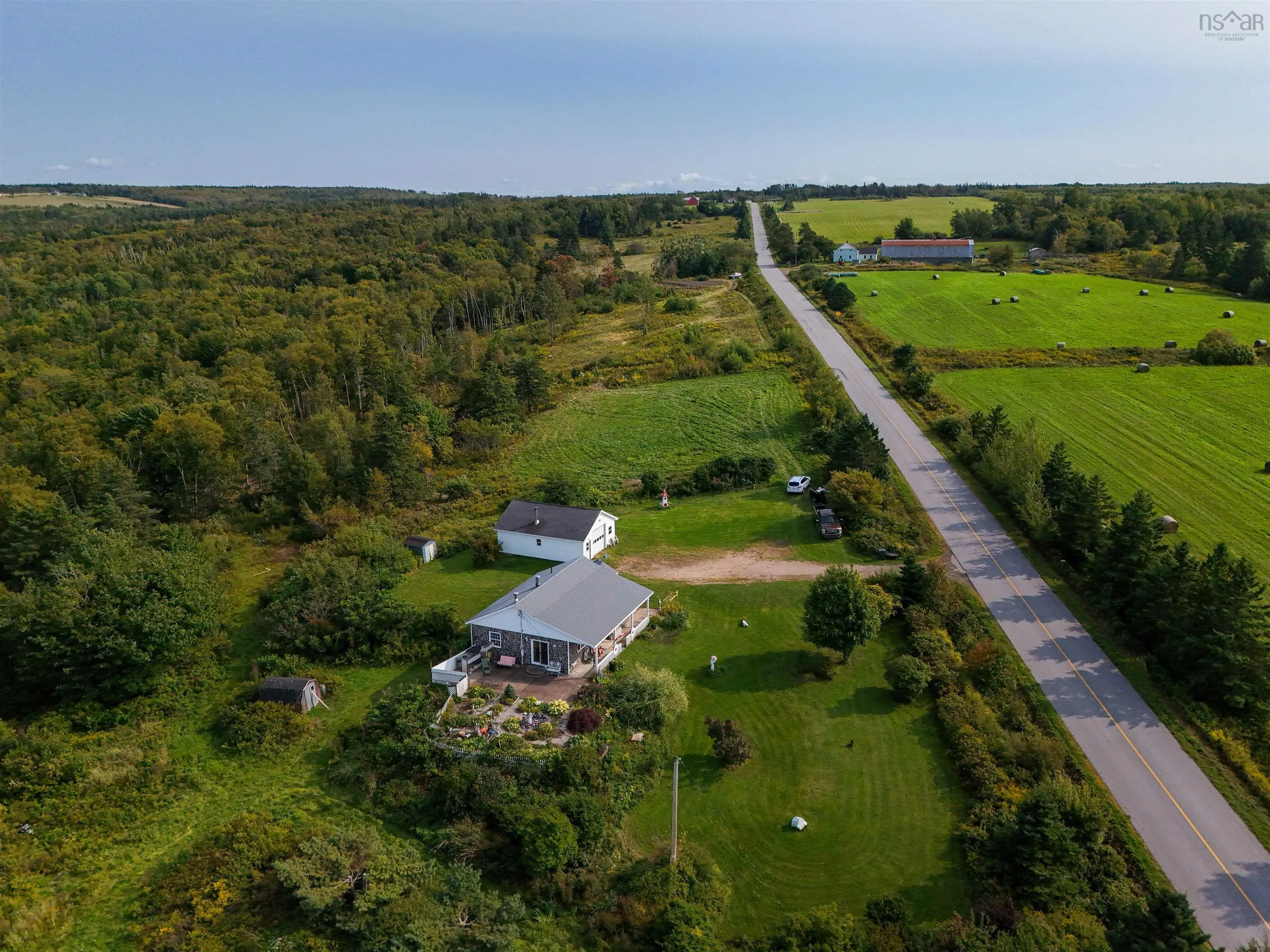 316 Brinton Road, Port Lorne Ns B0s 1l0, 2 Bedrooms Bedrooms, ,1 BathroomBathrooms,Residential,For Sale,Brinton,202422442
