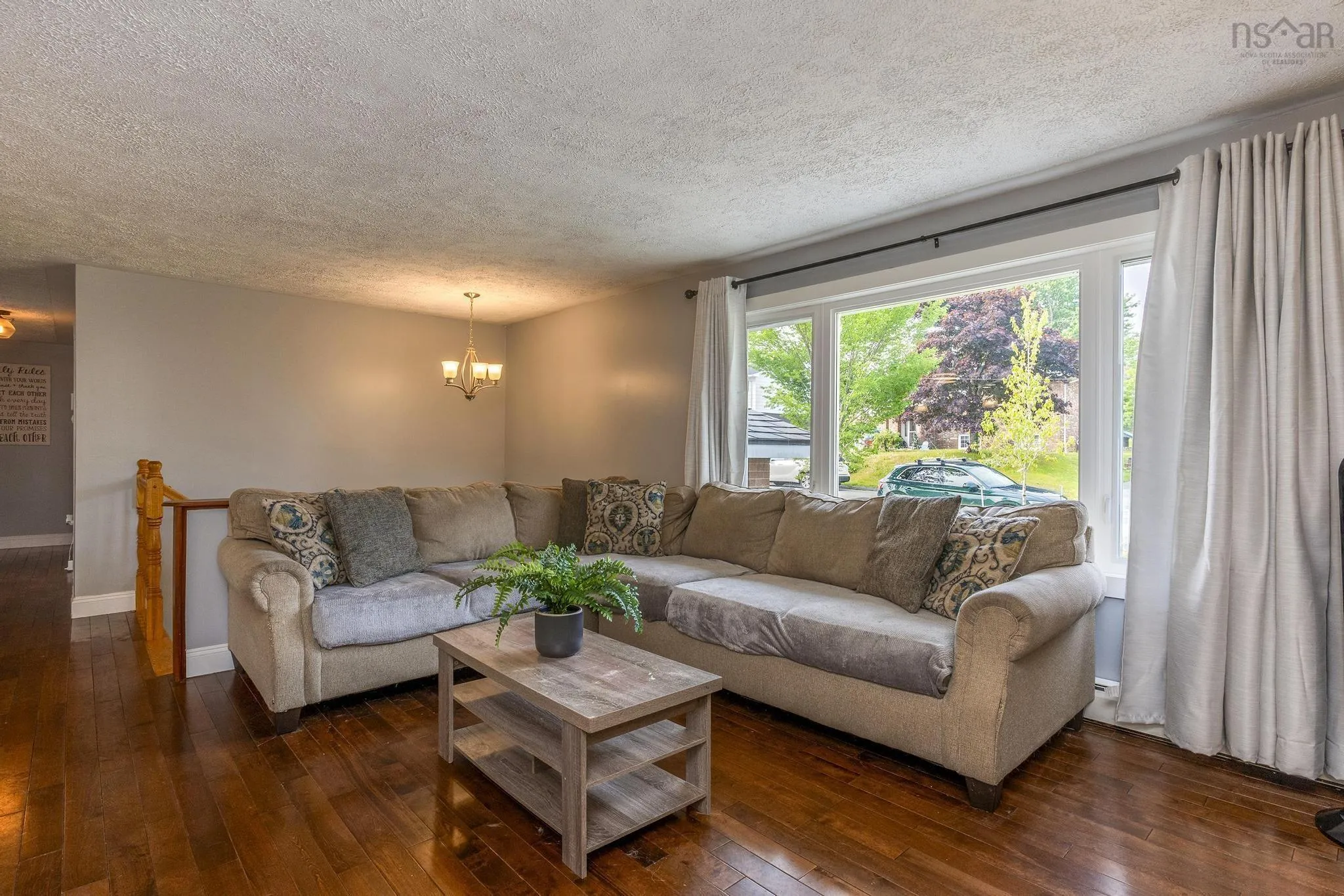93 Hannebury Drive, Dartmouth, NS B2V 1P7, 5 Bedrooms Bedrooms, ,2 BathroomsBathrooms,Residential,For Sale,Hannebury,202519957