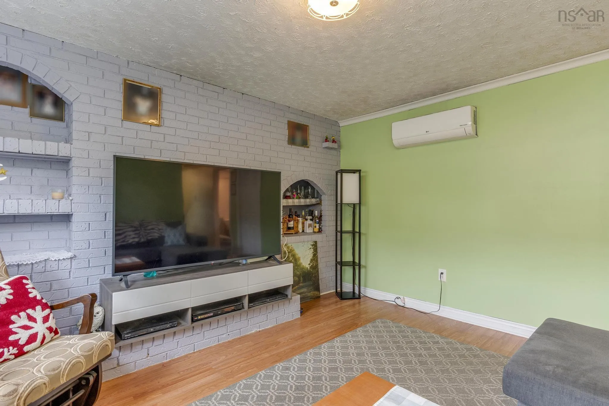 93 Hannebury Drive, Dartmouth, NS B2V 1P7, 5 Bedrooms Bedrooms, ,2 BathroomsBathrooms,Residential,For Sale,Hannebury,202519957