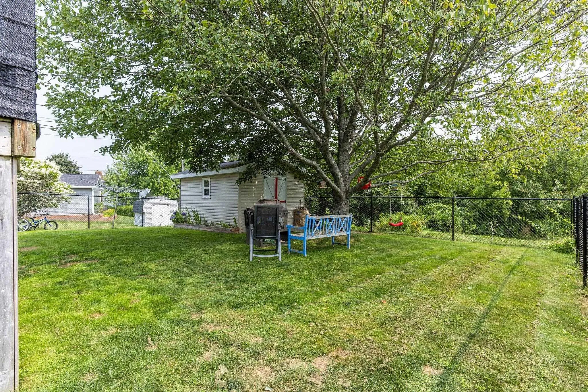 93 Hannebury Drive, Dartmouth, NS B2V 1P7, 5 Bedrooms Bedrooms, ,2 BathroomsBathrooms,Residential,For Sale,Hannebury,202519957