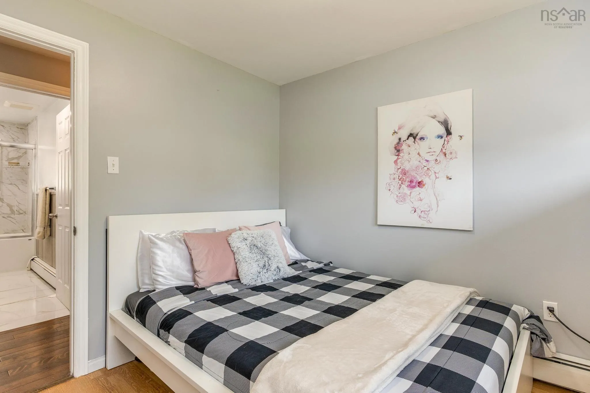 93 Hannebury Drive, Dartmouth, NS B2V 1P7, 5 Bedrooms Bedrooms, ,2 BathroomsBathrooms,Residential,For Sale,Hannebury,202519957
