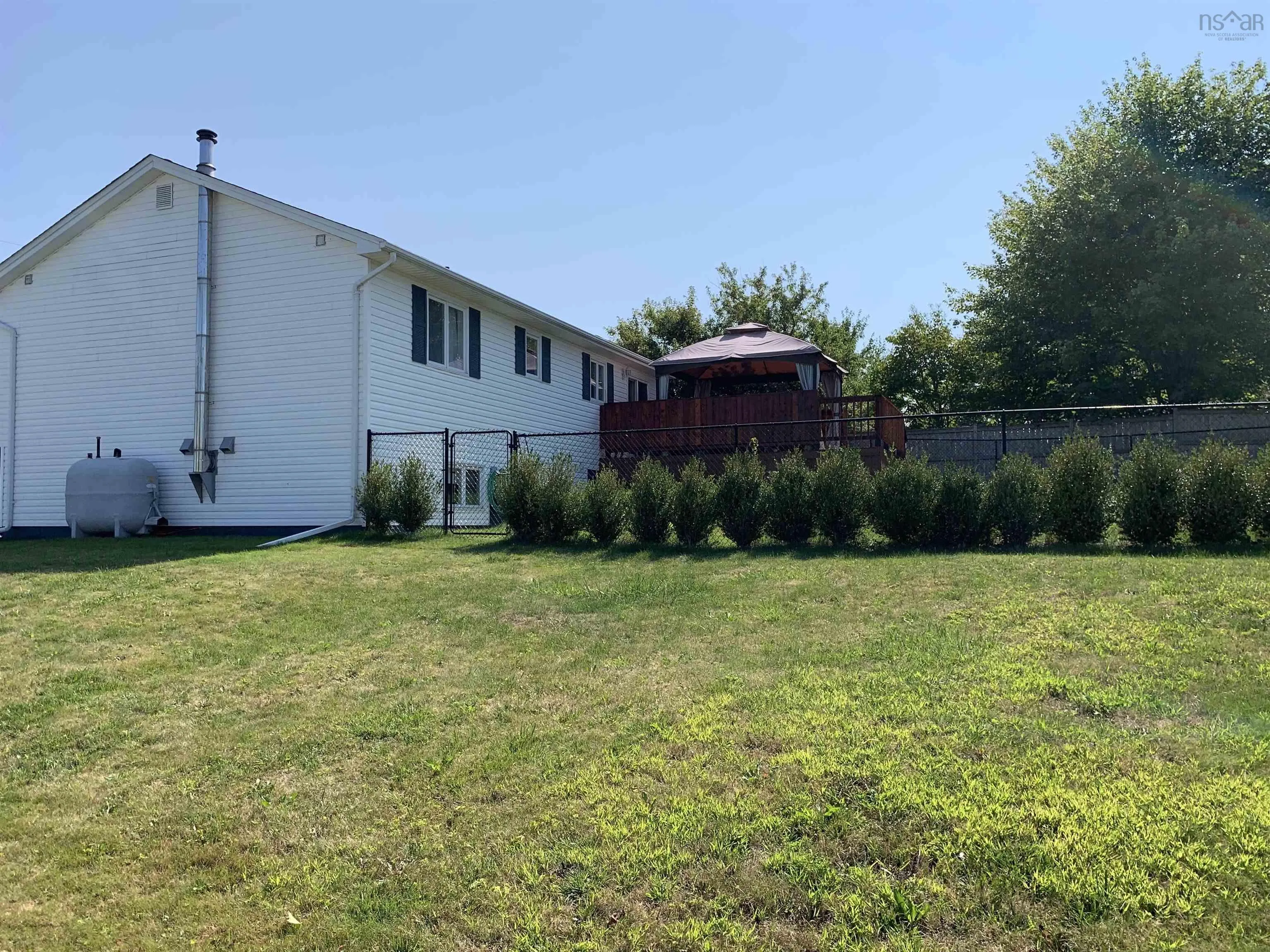 1 Cassandra Drive, Dartmouth, NS B2W 6H3, 3 Bedrooms Bedrooms, ,3 BathroomsBathrooms,Residential,For Sale,Cassandra,202522277