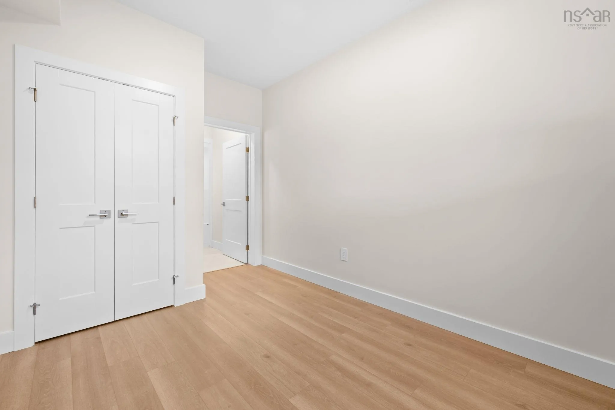 1 Pearlgarden Close, Dartmouth, NS B2X 0C3, 4 Bedrooms Bedrooms, ,4 BathroomsBathrooms,Residential,For Sale,Pearlgarden,202524981