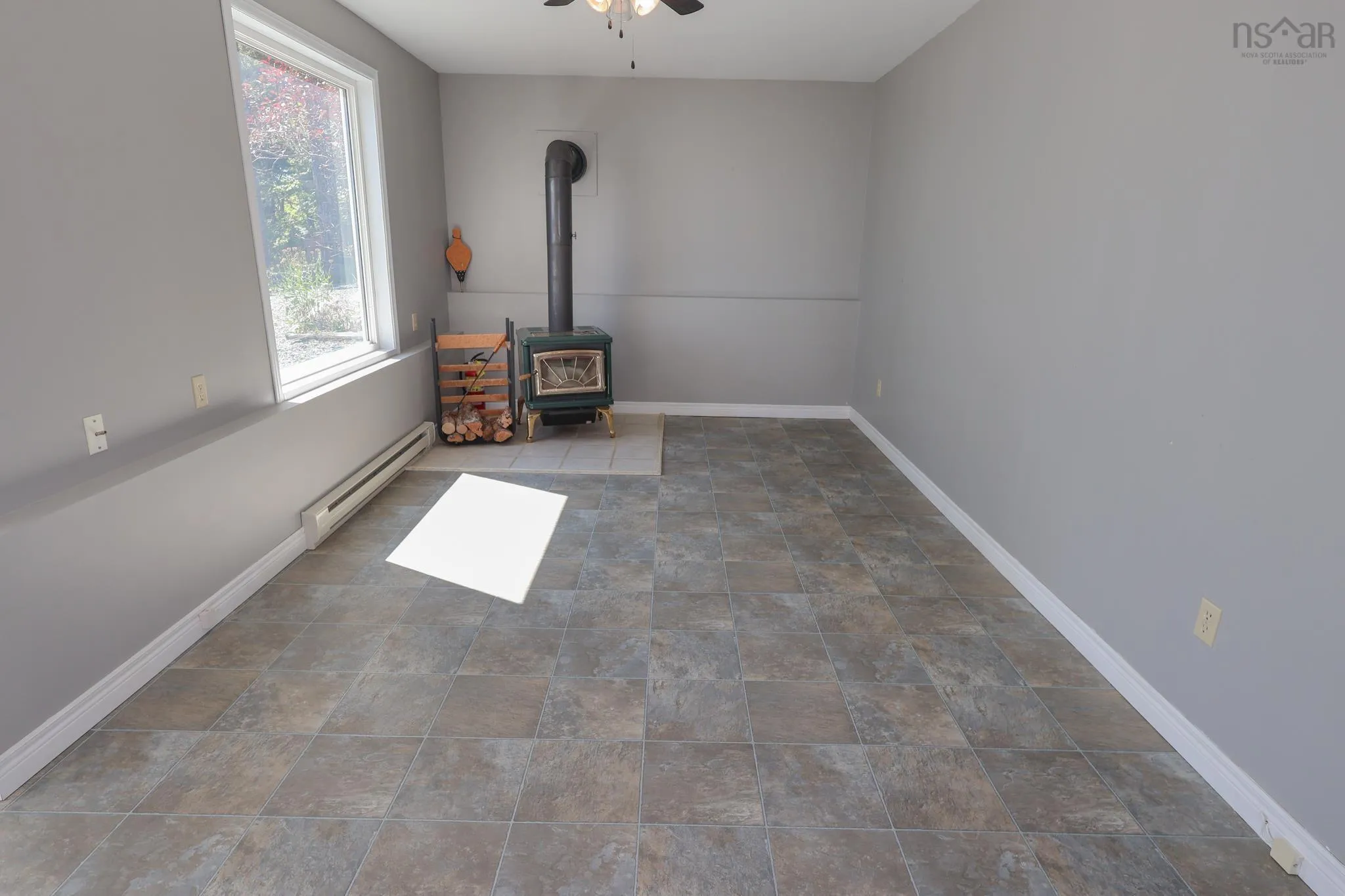49 Loop Lane, Labelle, NS B0T 1E0, 4 Bedrooms Bedrooms, ,3 BathroomsBathrooms,Residential,For Sale,Loop,202523349
